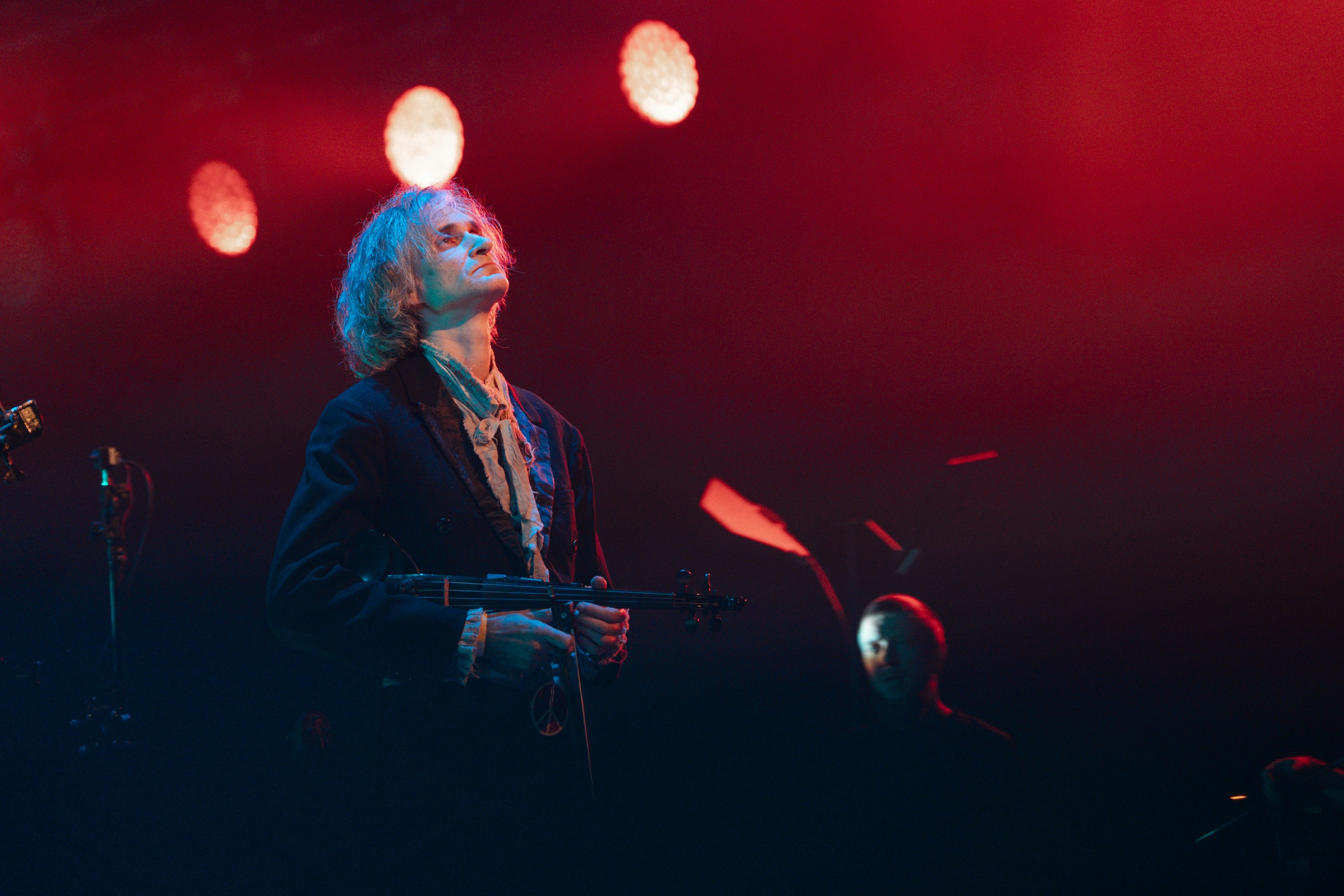 Гарик Сукачёв. Магия музыки в кадре: Концертная Фотография