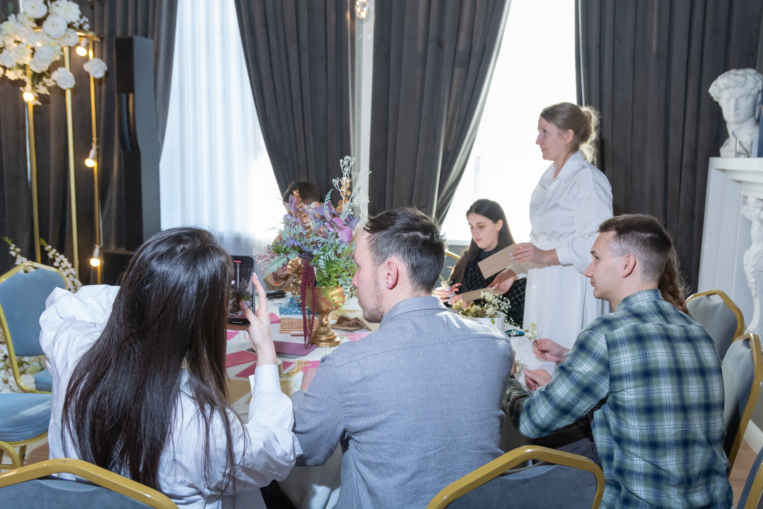 Свадебное чаепитие для молодоженов