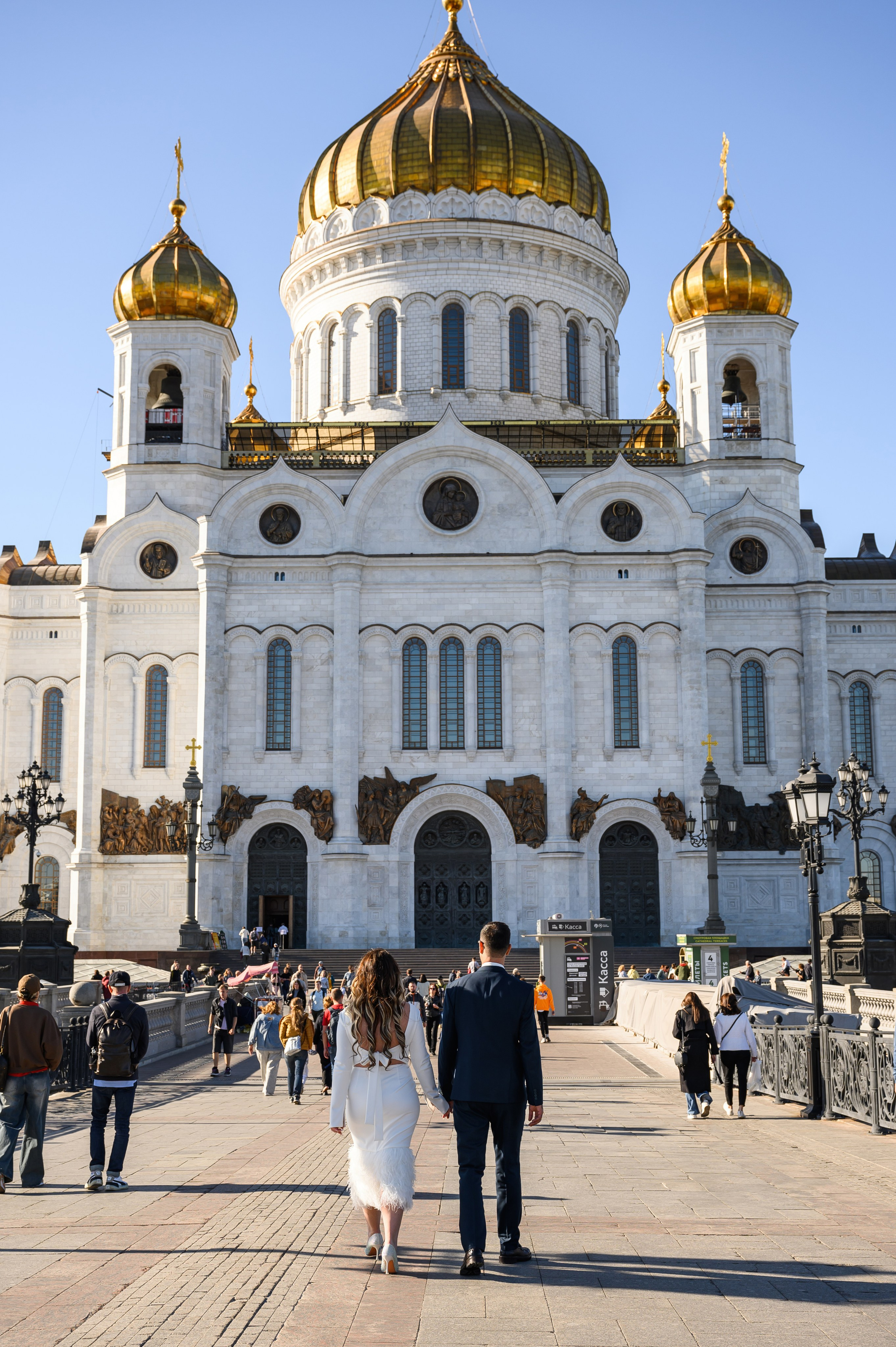 Свадьба Венчание Храм Христа Спасителя. Свадебный фотограф Москва Юрий Кульман