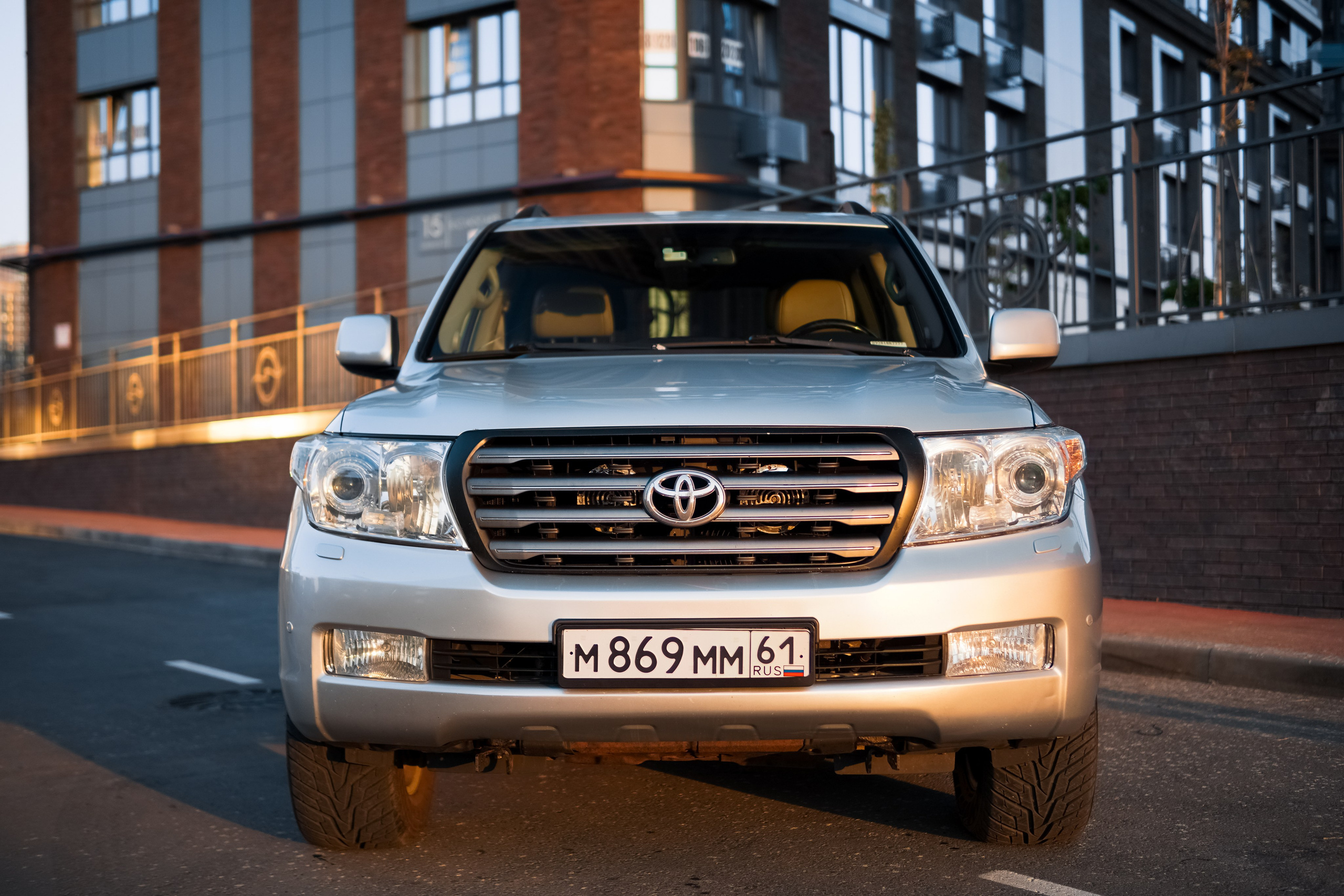 Toyota Land Cruiser 200. AutoAlexArt