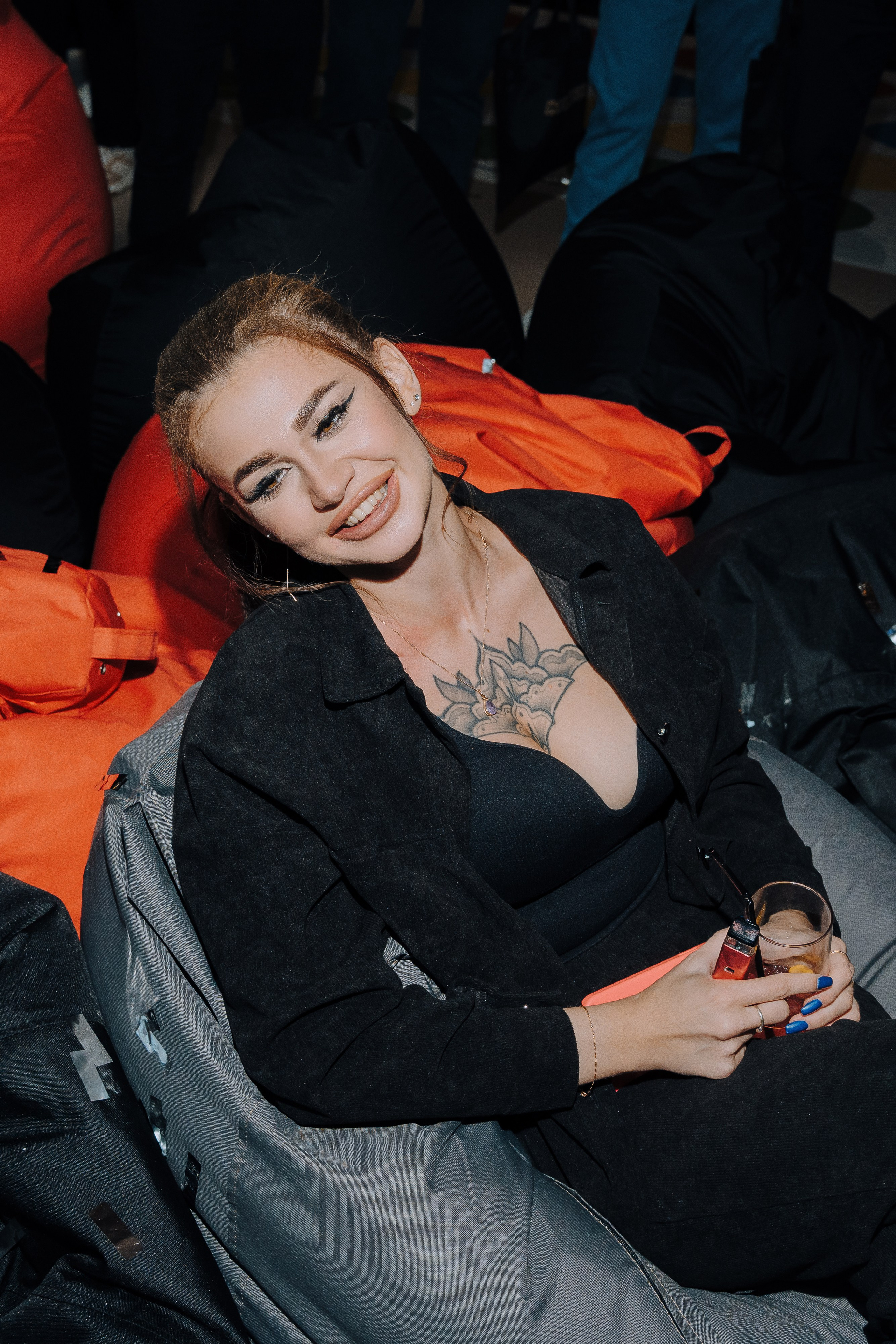 20 ЛЕТ МЕГАПОЛИС ЧЕЛЯБИНСК ХЕДЛАЙНЕР ЕЛКА. Репортажный фотограф Зуев Роман г. Челябинск