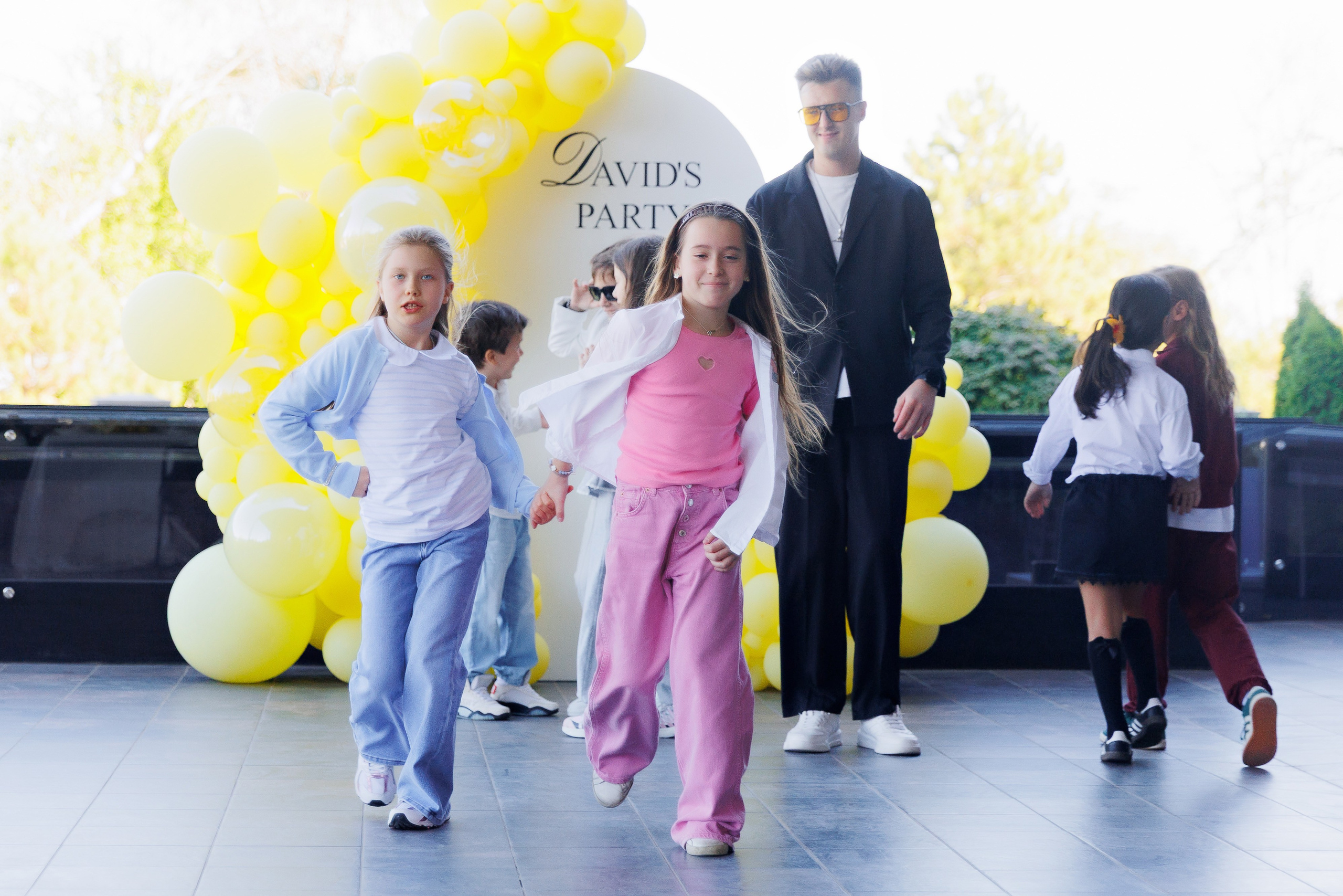 Фотосессия на день рождения Праздничная съемка от профессионального фотографа. Красильников Евгений — профессиональный фотограф в Ростове-на-Дону