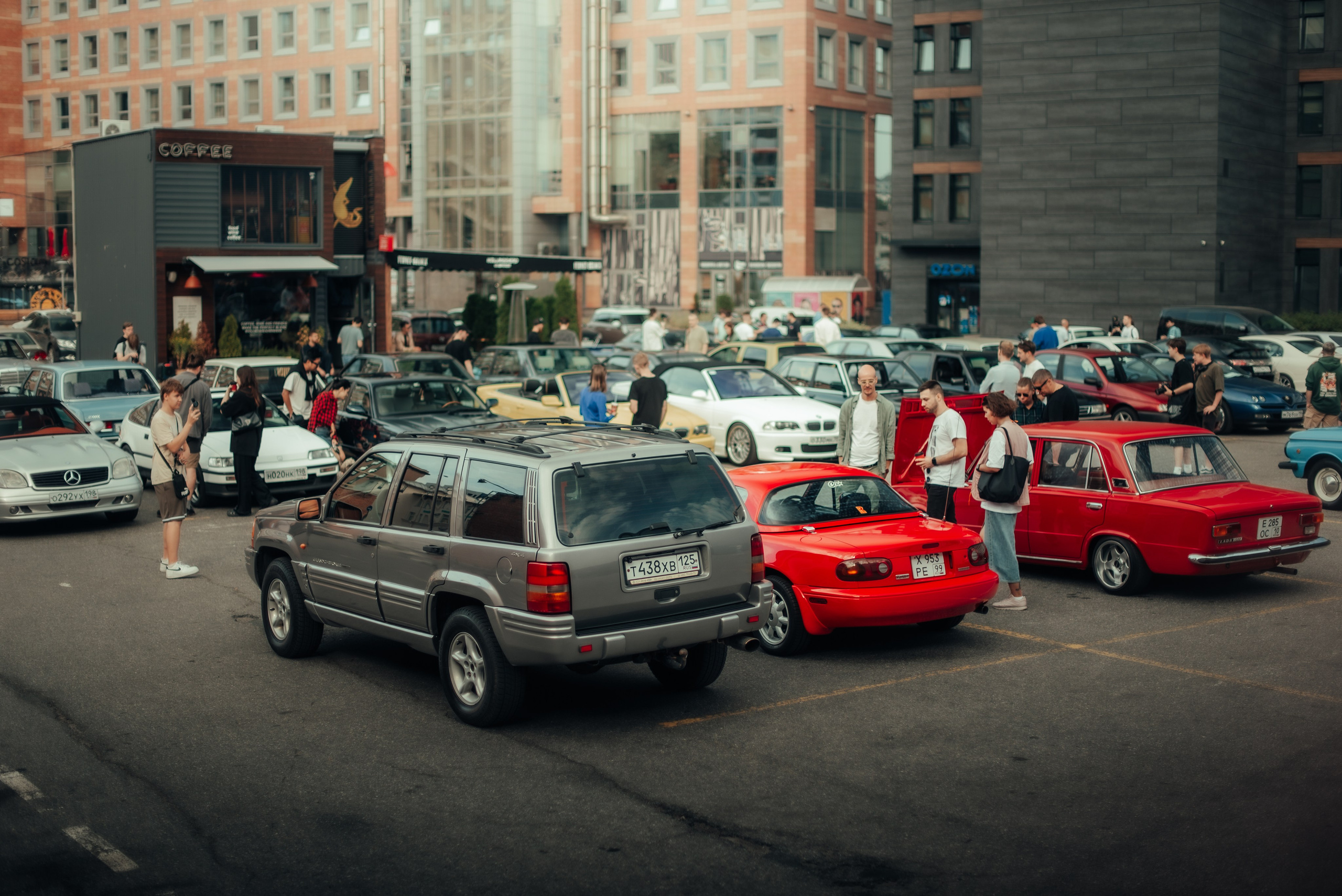 Cars and Coffee 14/09/24. Автомобильный фотограф Антон Цырулев