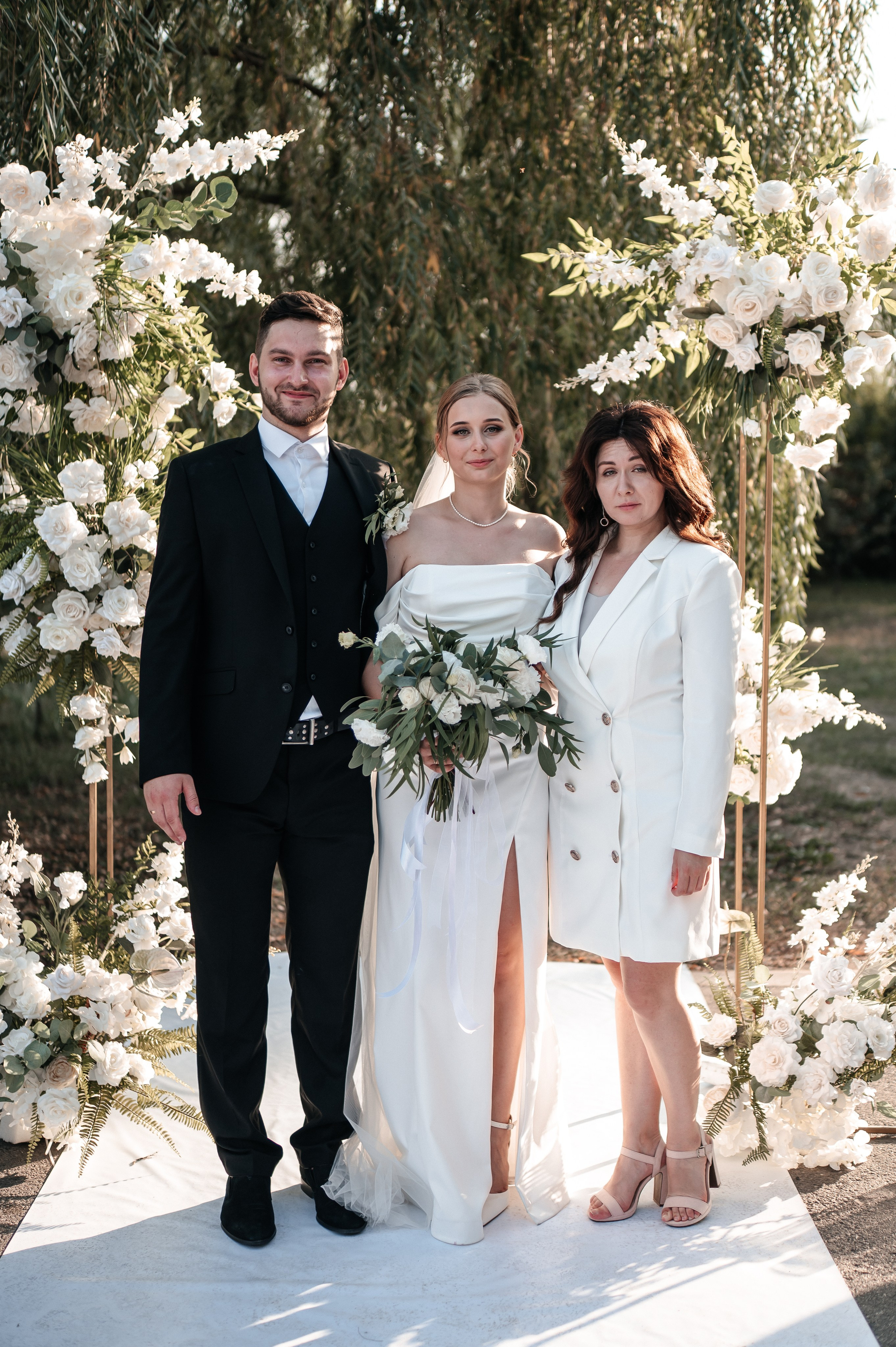 Даниил и Валерия. Черная утка. Полный день. Фотограф Екатерина Бочарникова