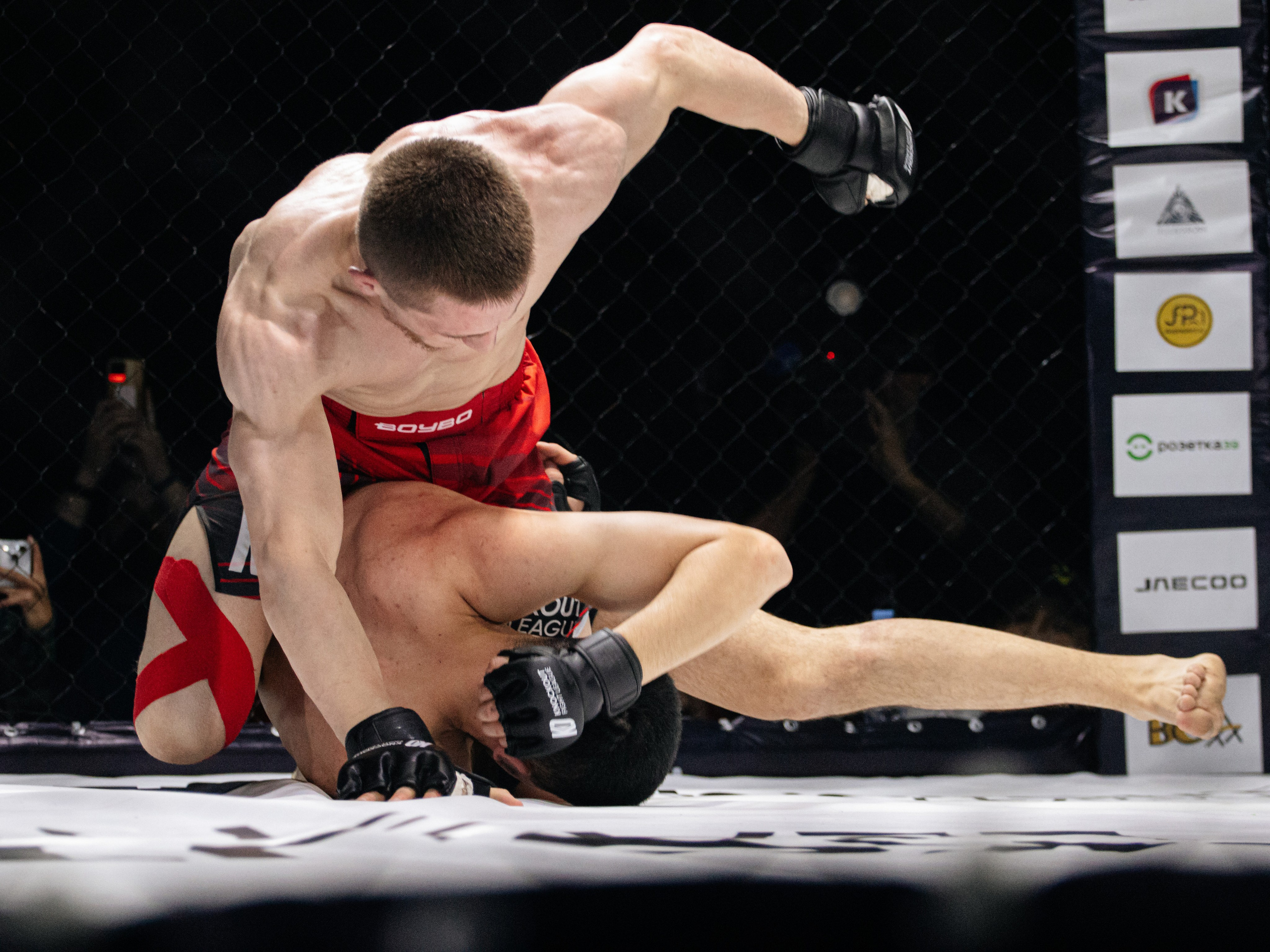 Бойцовская лига «KNOCK OUT». KRIS KRUPINNIKOVA