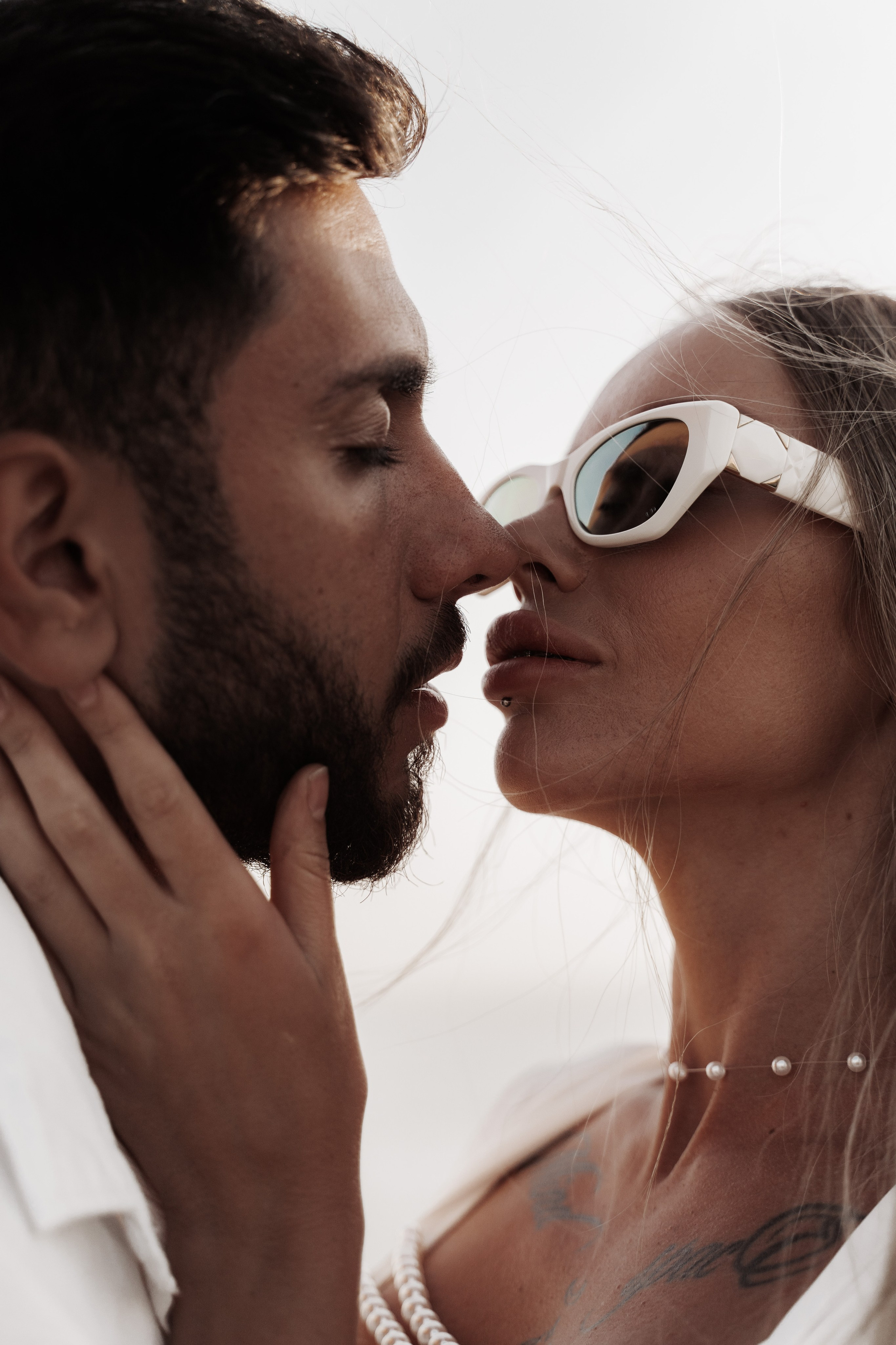 Contacts. Professional Wedding Photography, Portraits, and Studio Photoshoots in Phuket