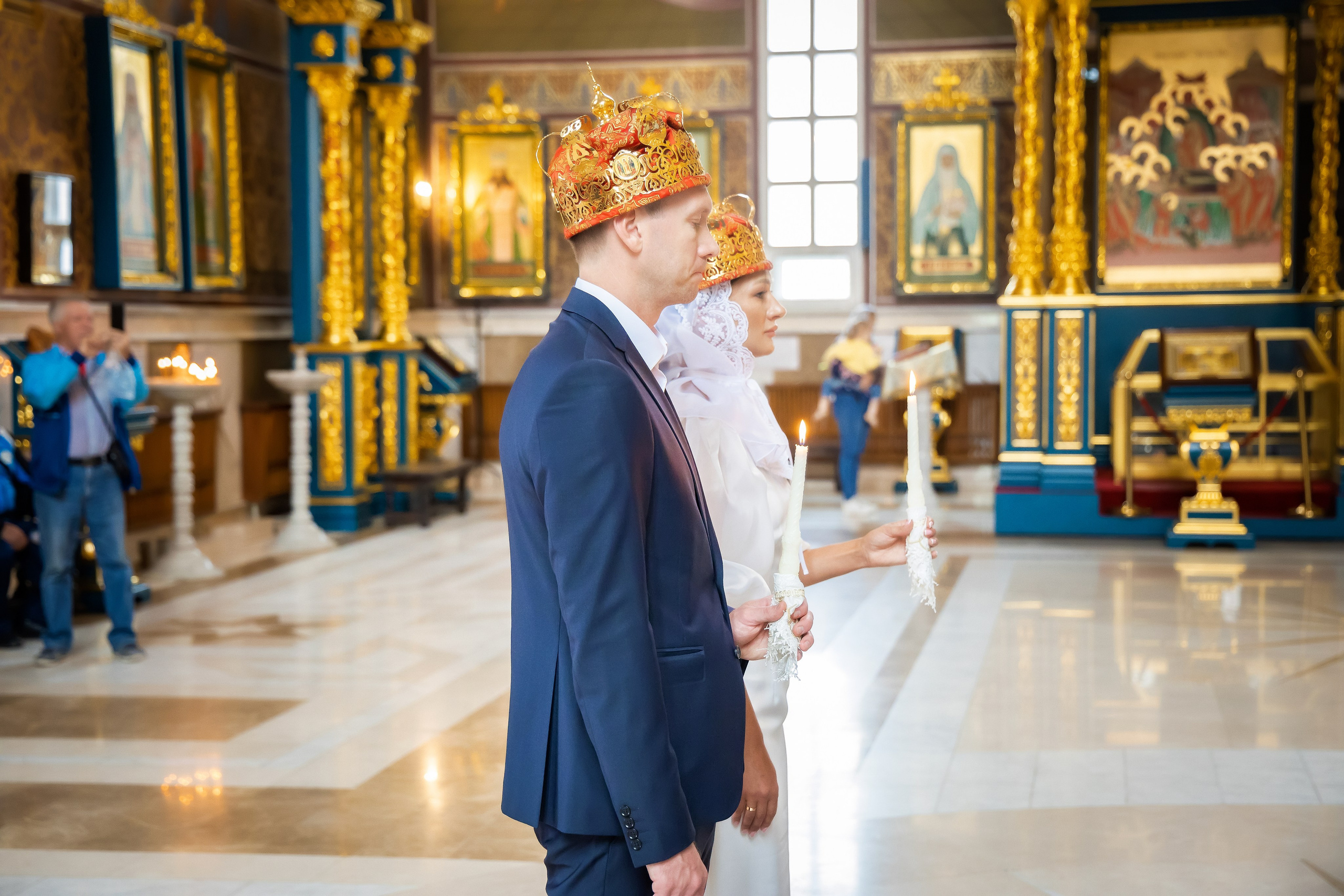 В Храме. Семейный и Свадебный фотограф в Астане Александр Астапов