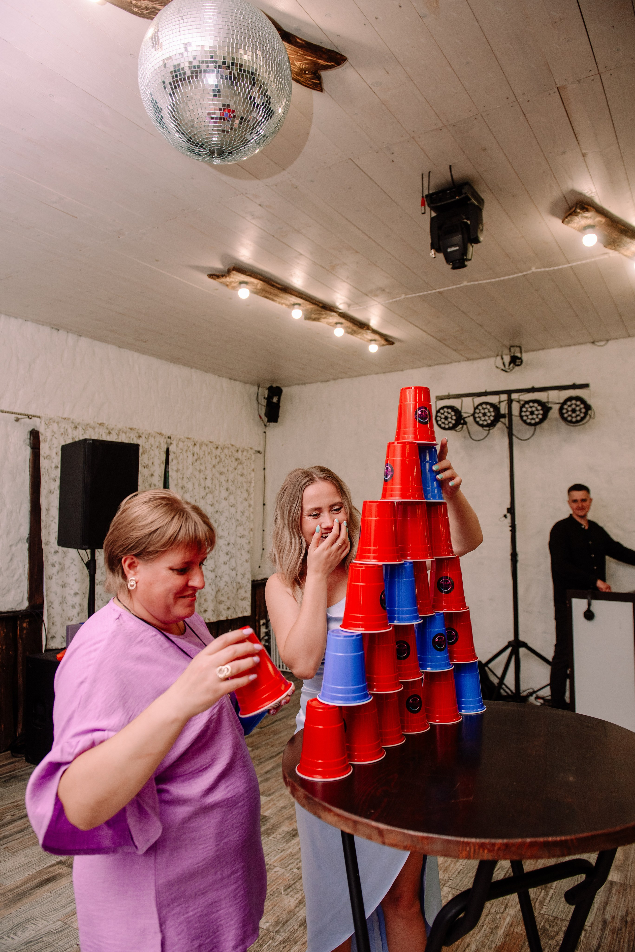 Юля и Саша — душевный банкет. Семейный и свадебный фотограф в Рязани Лиза Голованова