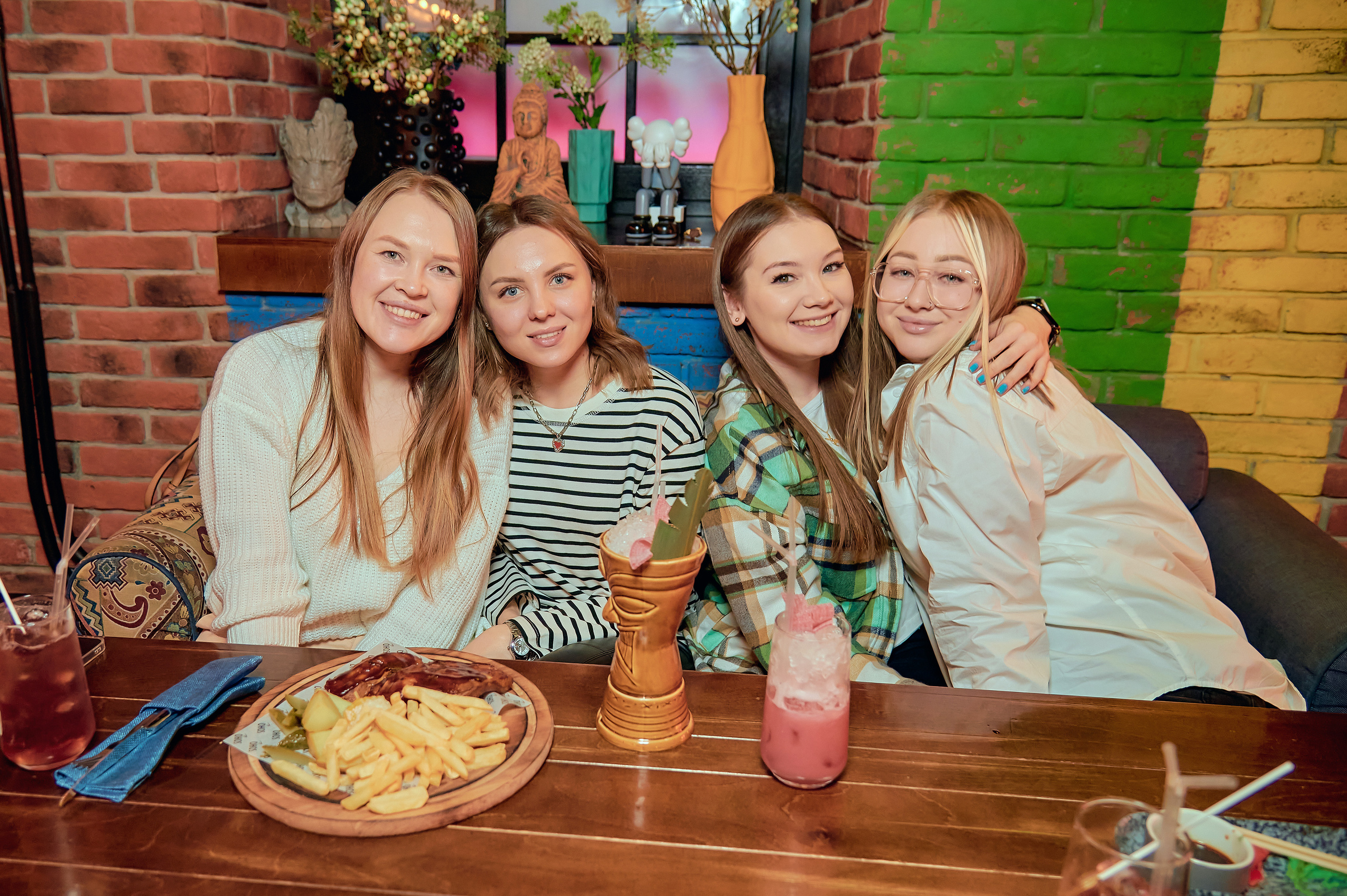 Портфолио репортажной фотосъёмки: SOHO — Бар. Фотограф Яковлев Роман — Красноярск