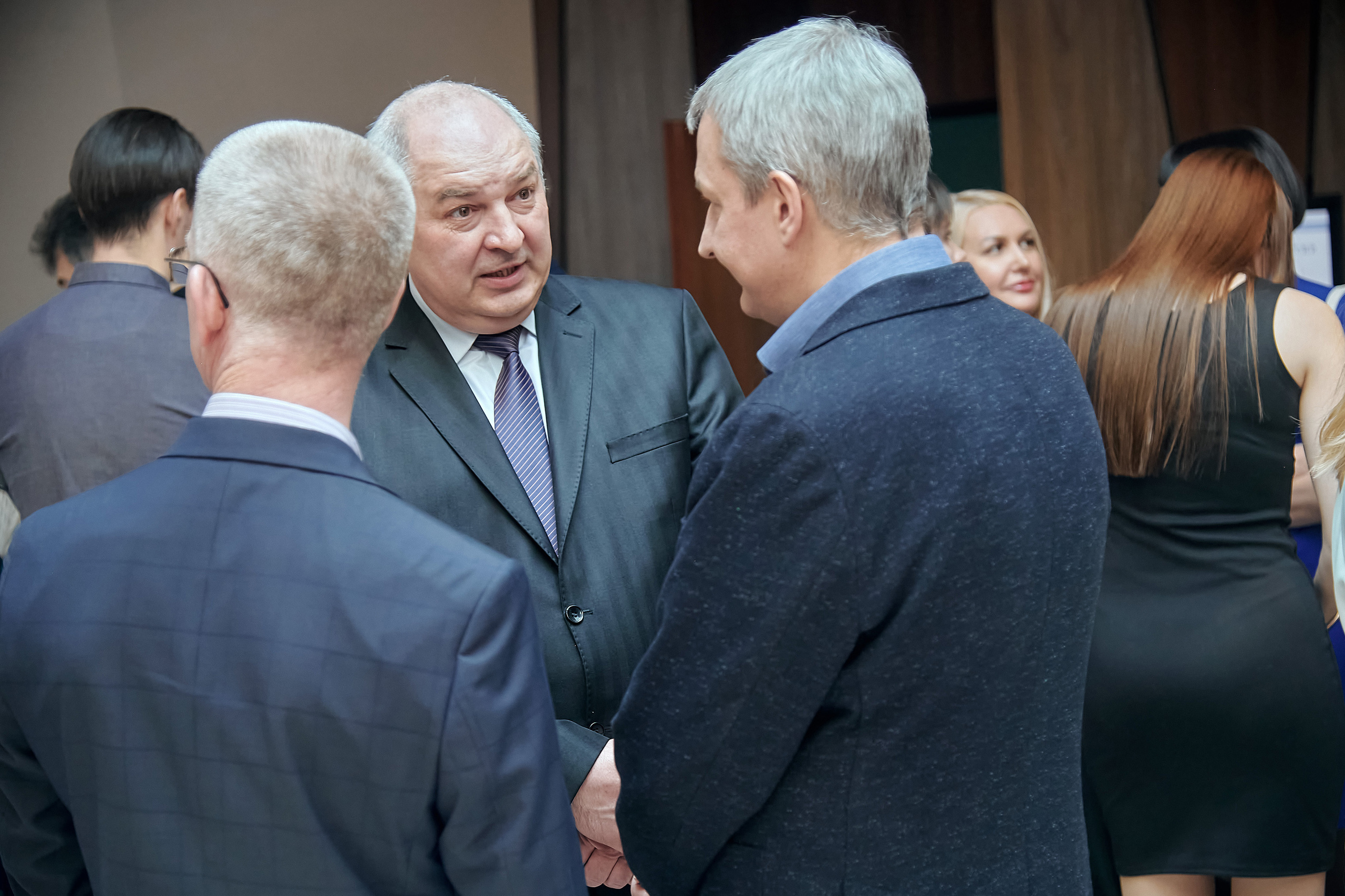 Портфолио репортажной фотосъёмки: SanDent в Novotel. Фотограф Яковлев Роман — Красноярск