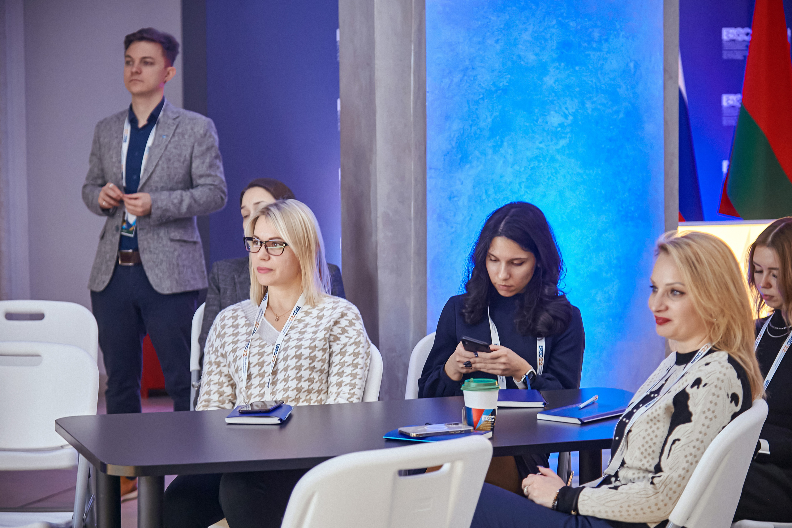 Портфолио репортажной фотосъёмки: Форум Молодых Госслужащих. Фотограф Яковлев Роман — Красноярск