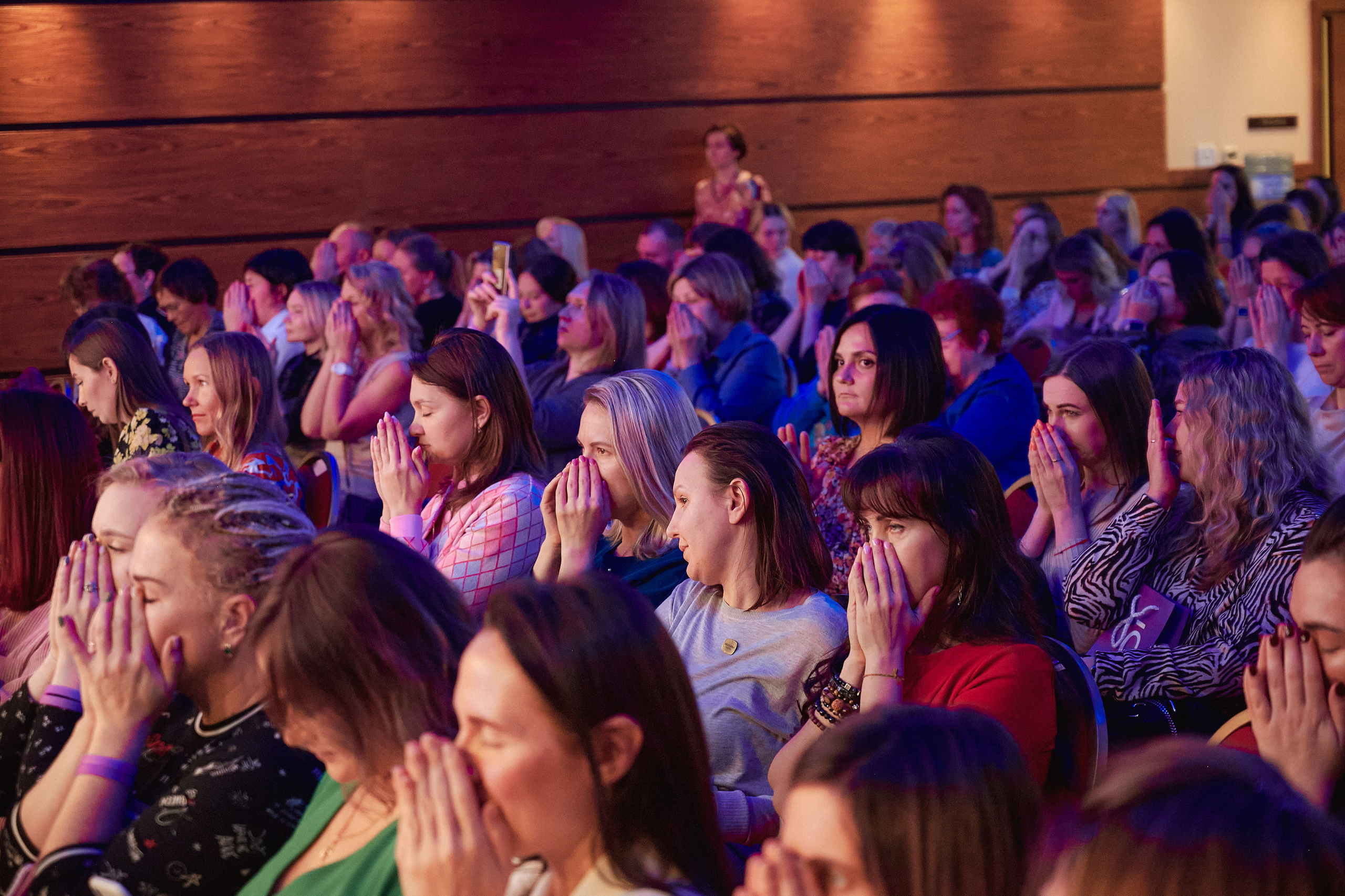 Портфолио репортажной фотосъёмки: "doTERRA" эфирные масла. Фотограф Яковлев Роман — Красноярск