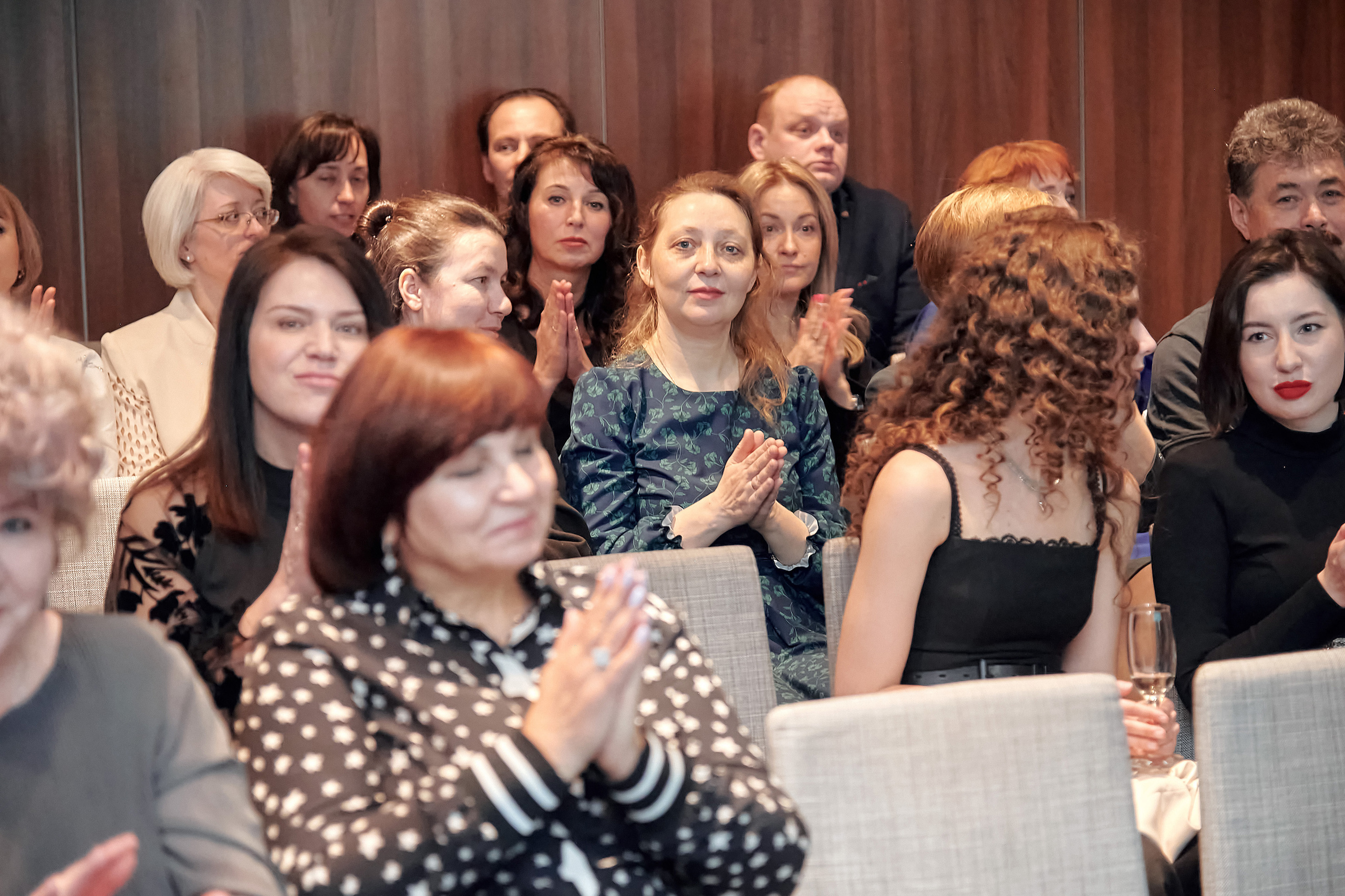 Портфолио репортажной фотосъёмки: SanDent в Novotel. Фотограф Яковлев Роман — Красноярск