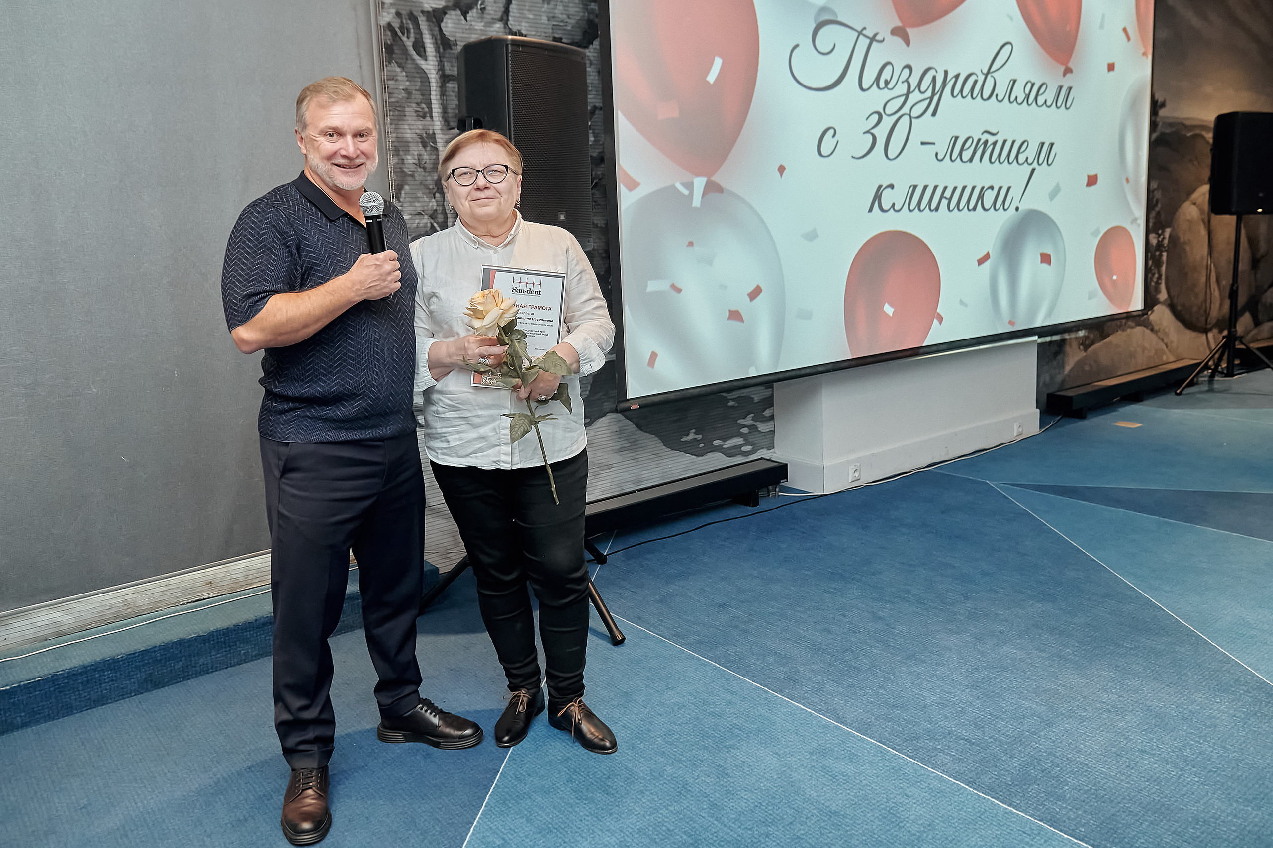 Портфолио репортажной фотосъёмки: SanDent в Novotel. Фотограф Яковлев Роман — Красноярск