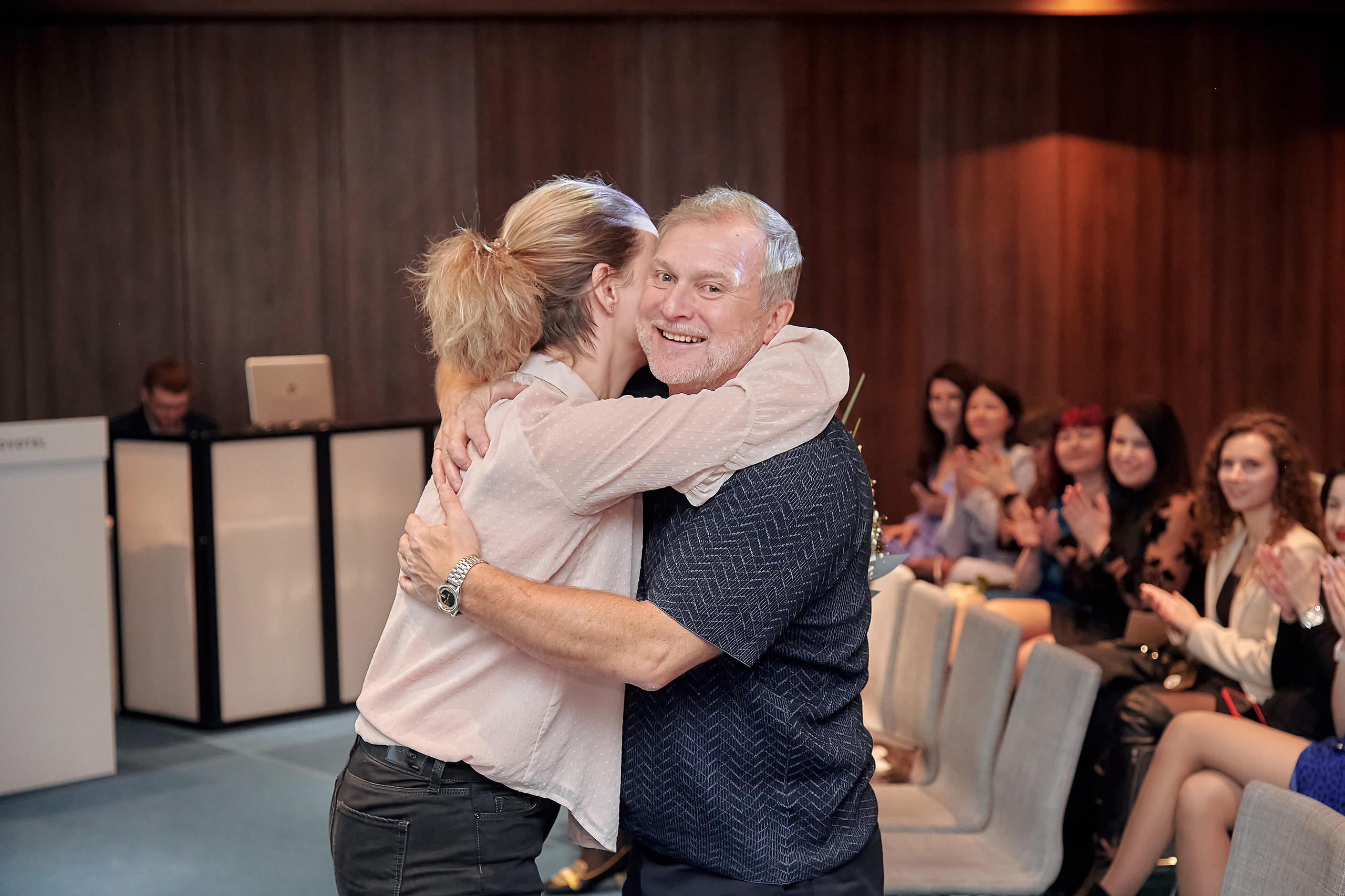 Портфолио репортажной фотосъёмки: SanDent в Novotel. Фотограф Яковлев Роман — Красноярск