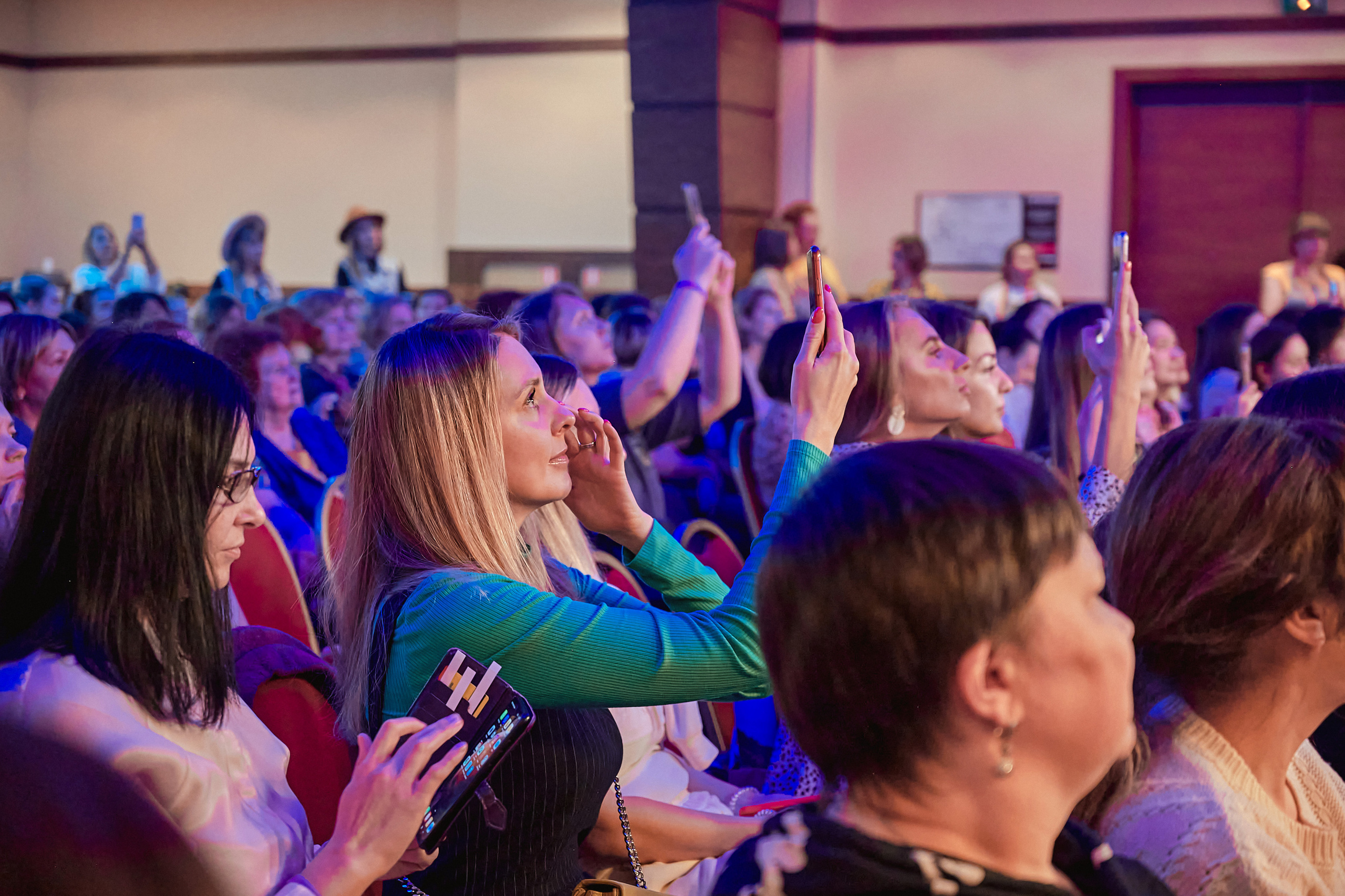 Портфолио репортажной фотосъёмки: "doTERRA" эфирные масла. Фотограф Яковлев Роман — Красноярск