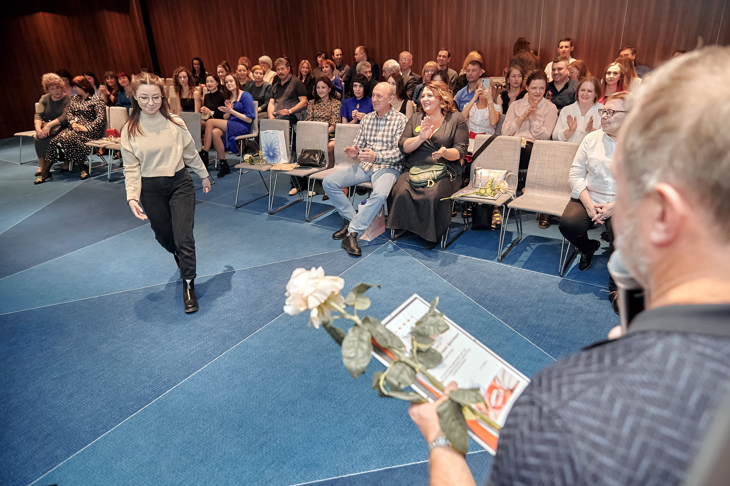 Портфолио репортажной фотосъёмки: SanDent в Novotel. Фотограф Яковлев Роман — Красноярск