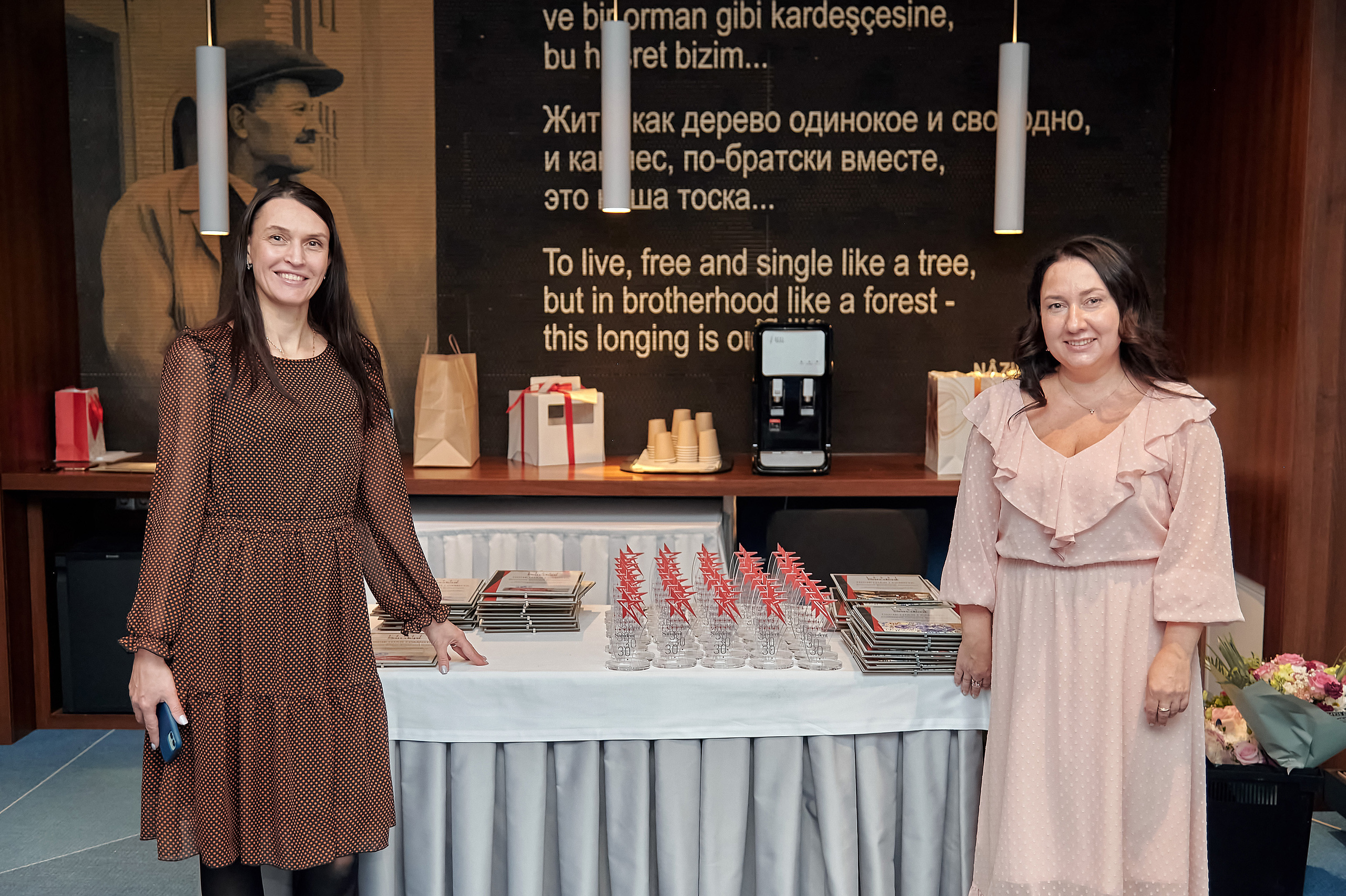 Портфолио репортажной фотосъёмки: SanDent в Novotel. Фотограф Яковлев Роман — Красноярск