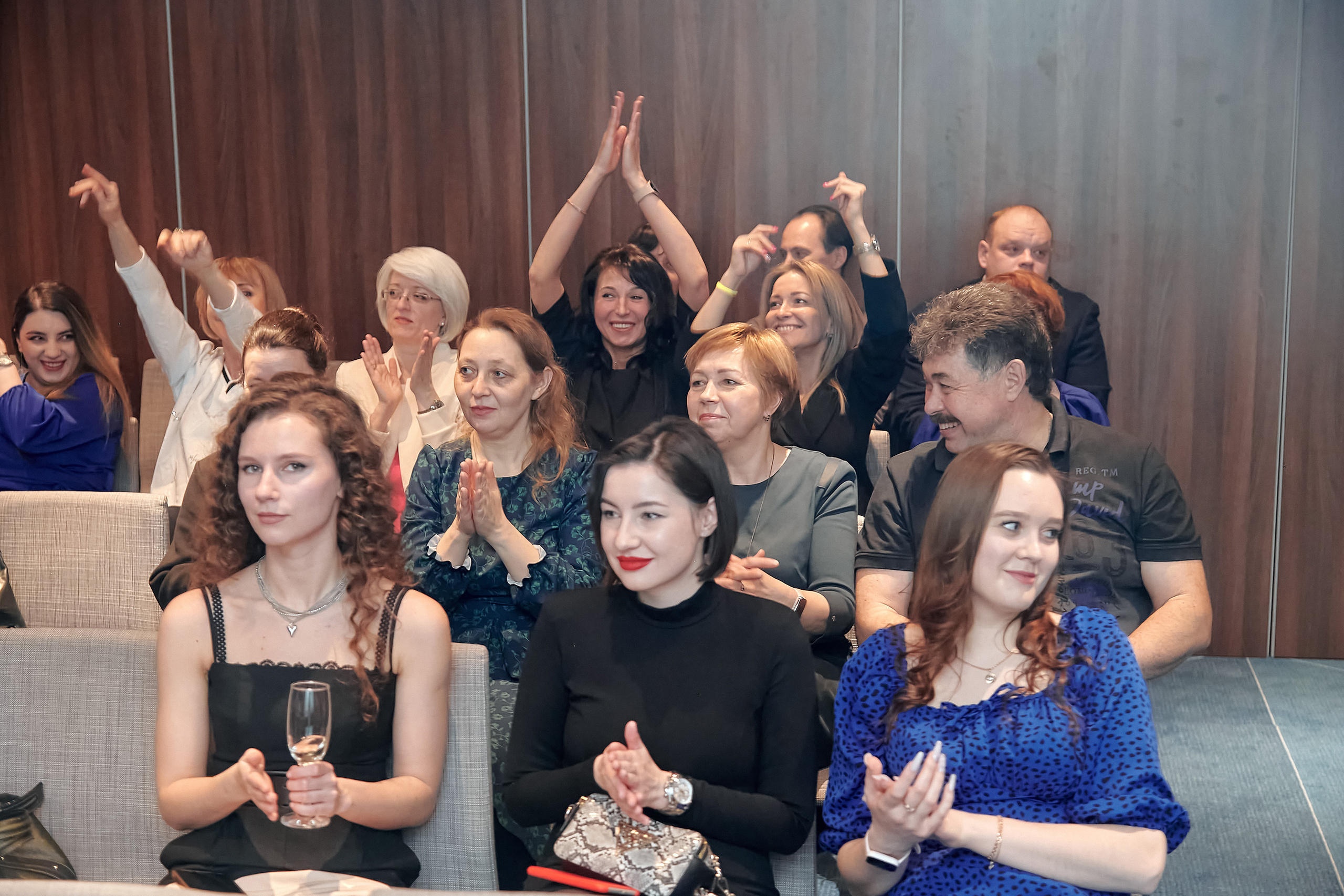 Портфолио репортажной фотосъёмки: SanDent в Novotel. Фотограф Яковлев Роман — Красноярск