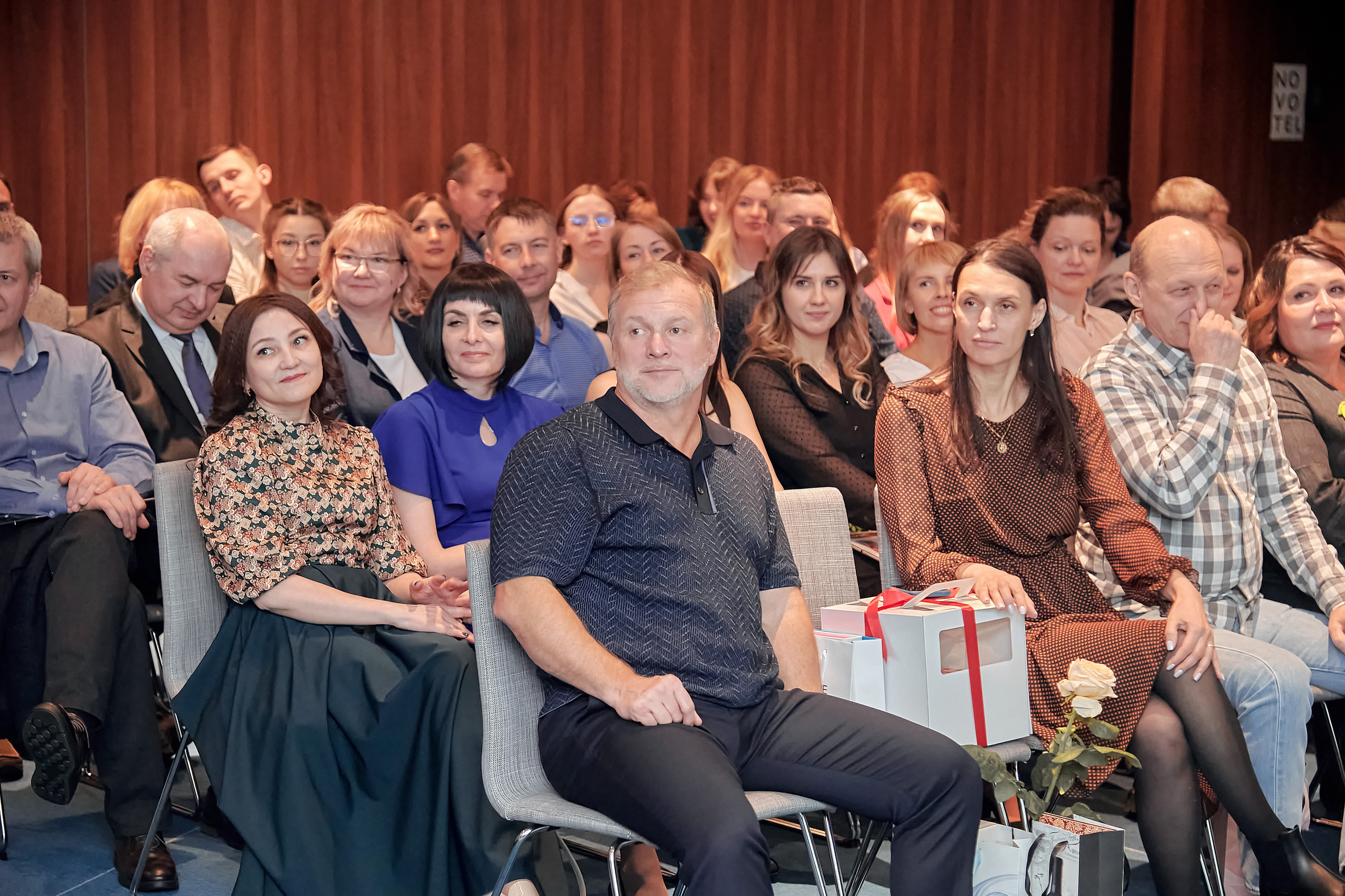 Портфолио репортажной фотосъёмки: SanDent в Novotel. Фотограф Яковлев Роман — Красноярск
