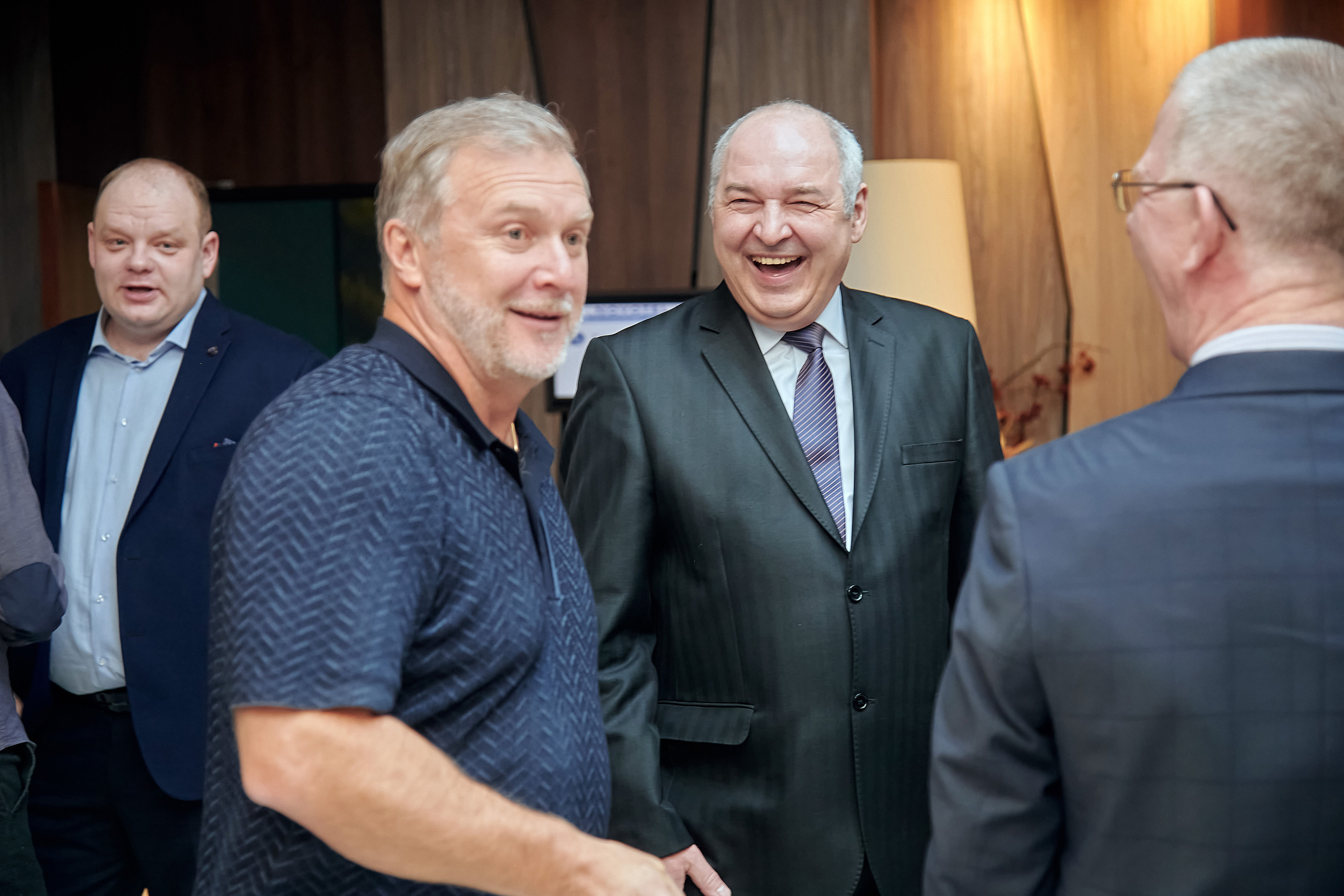 Портфолио репортажной фотосъёмки: SanDent в Novotel. Фотограф Яковлев Роман — Красноярск