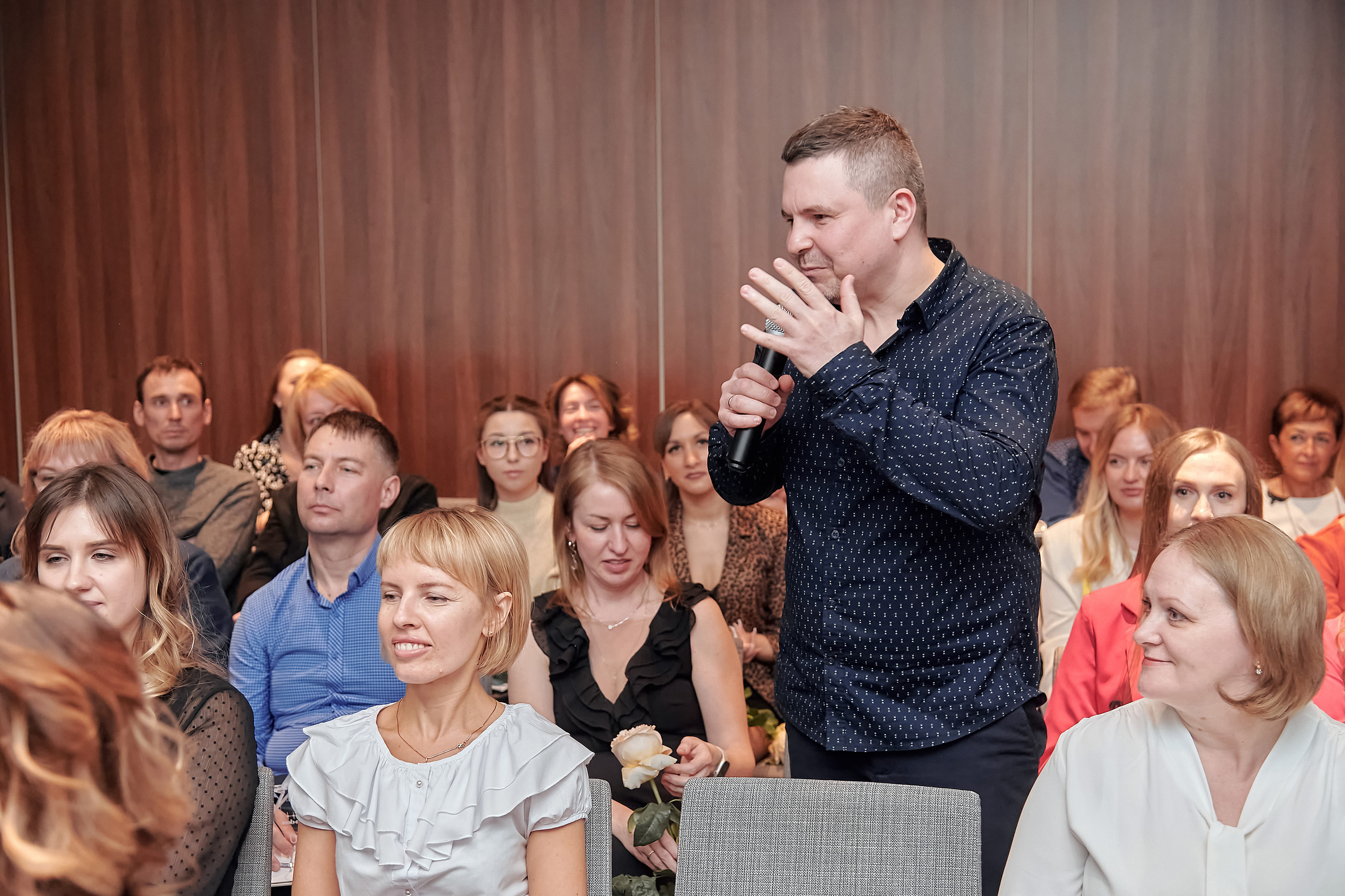 Портфолио репортажной фотосъёмки: SanDent в Novotel. Фотограф Яковлев Роман — Красноярск