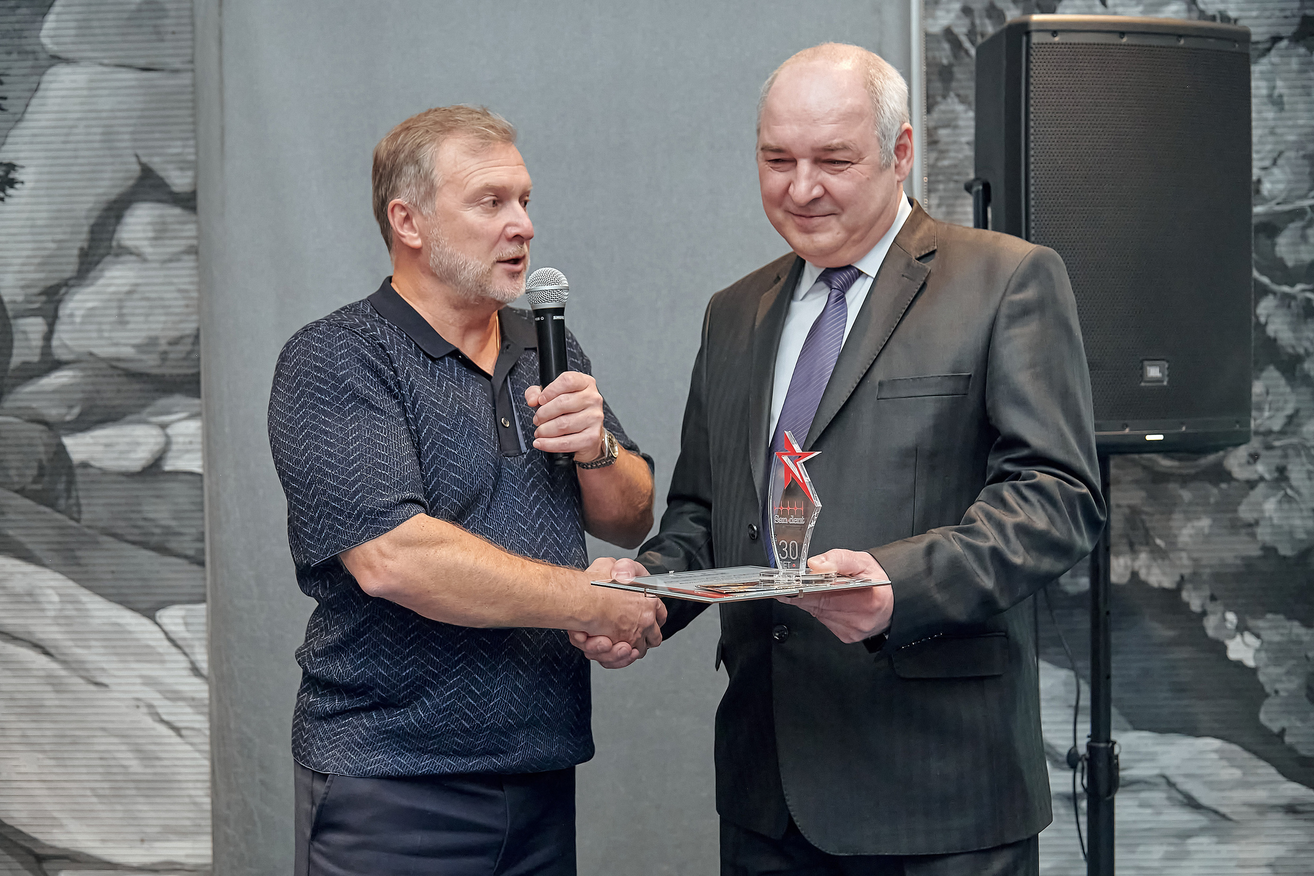 Портфолио репортажной фотосъёмки: SanDent в Novotel. Фотограф Яковлев Роман — Красноярск