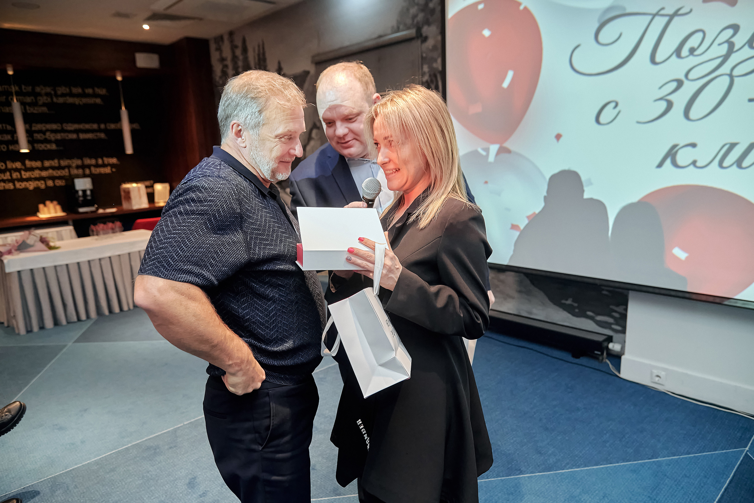 Портфолио репортажной фотосъёмки: SanDent в Novotel. Фотограф Яковлев Роман — Красноярск