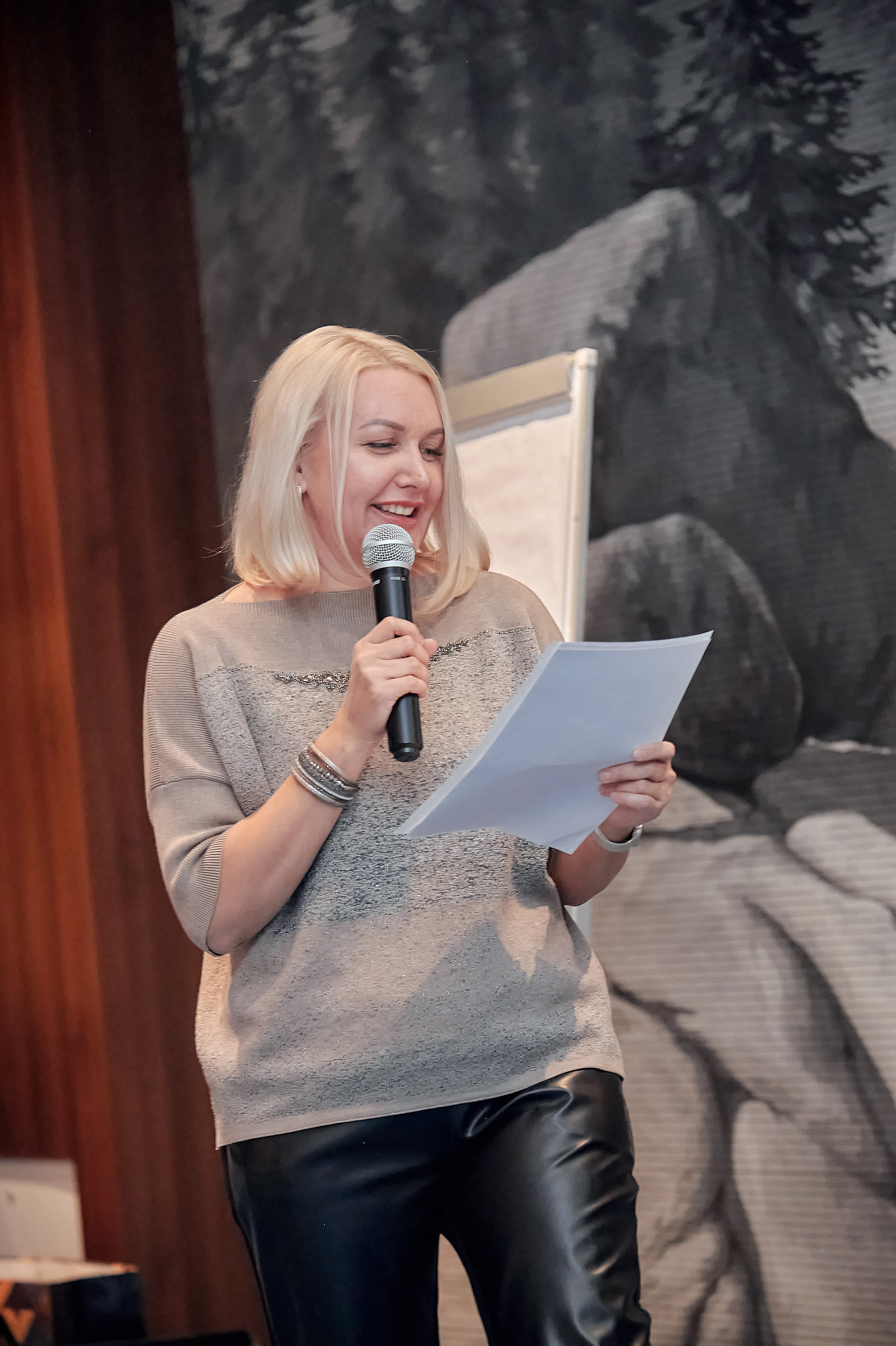 Портфолио репортажной фотосъёмки: SanDent в Novotel. Фотограф Яковлев Роман — Красноярск