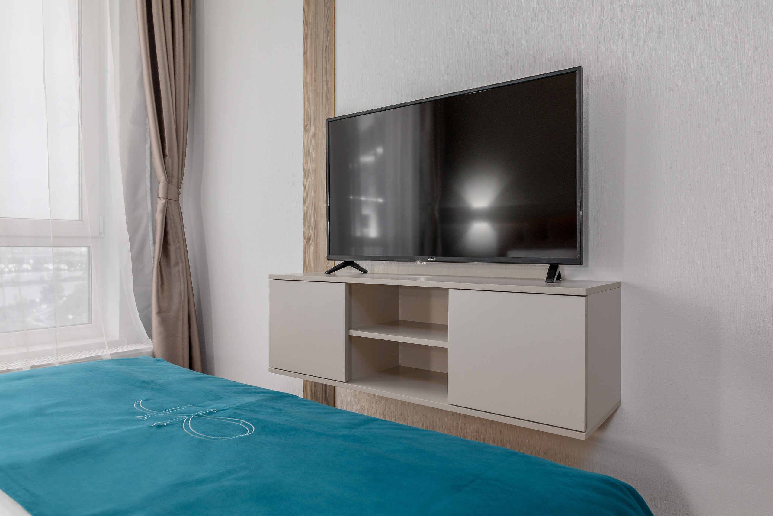 Студия, Варфоломеевская ул