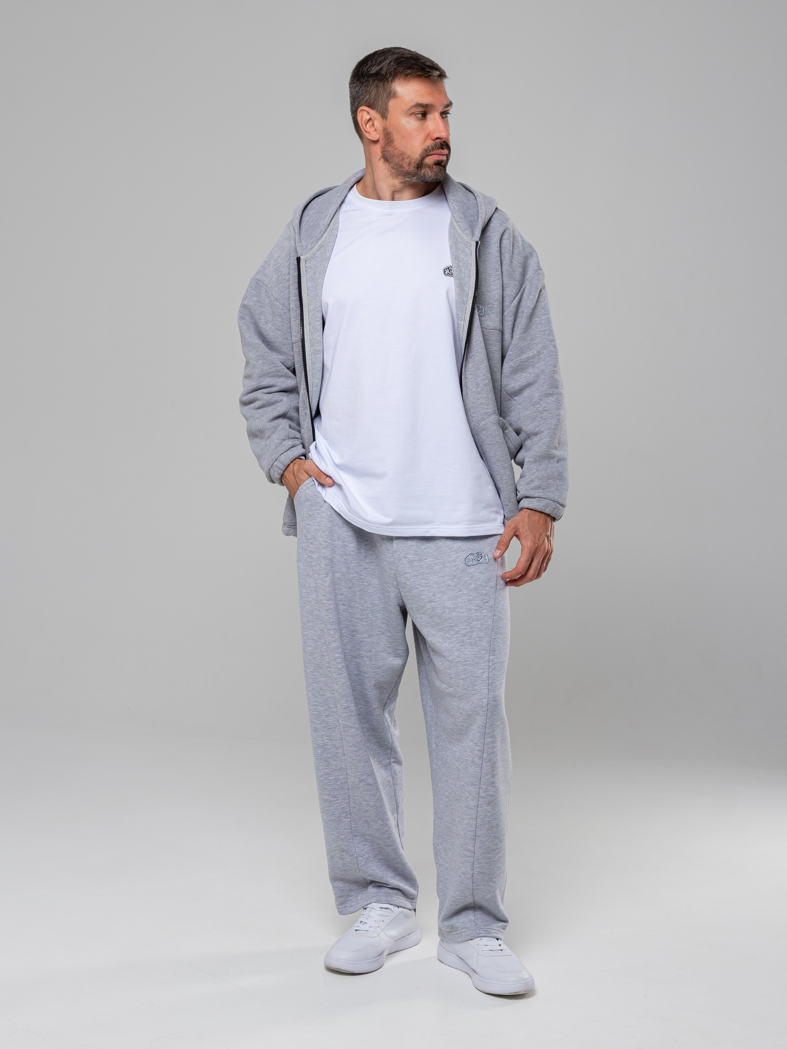 Худи и штаны. Фотограф в Краснодаре Арина Кудряшова