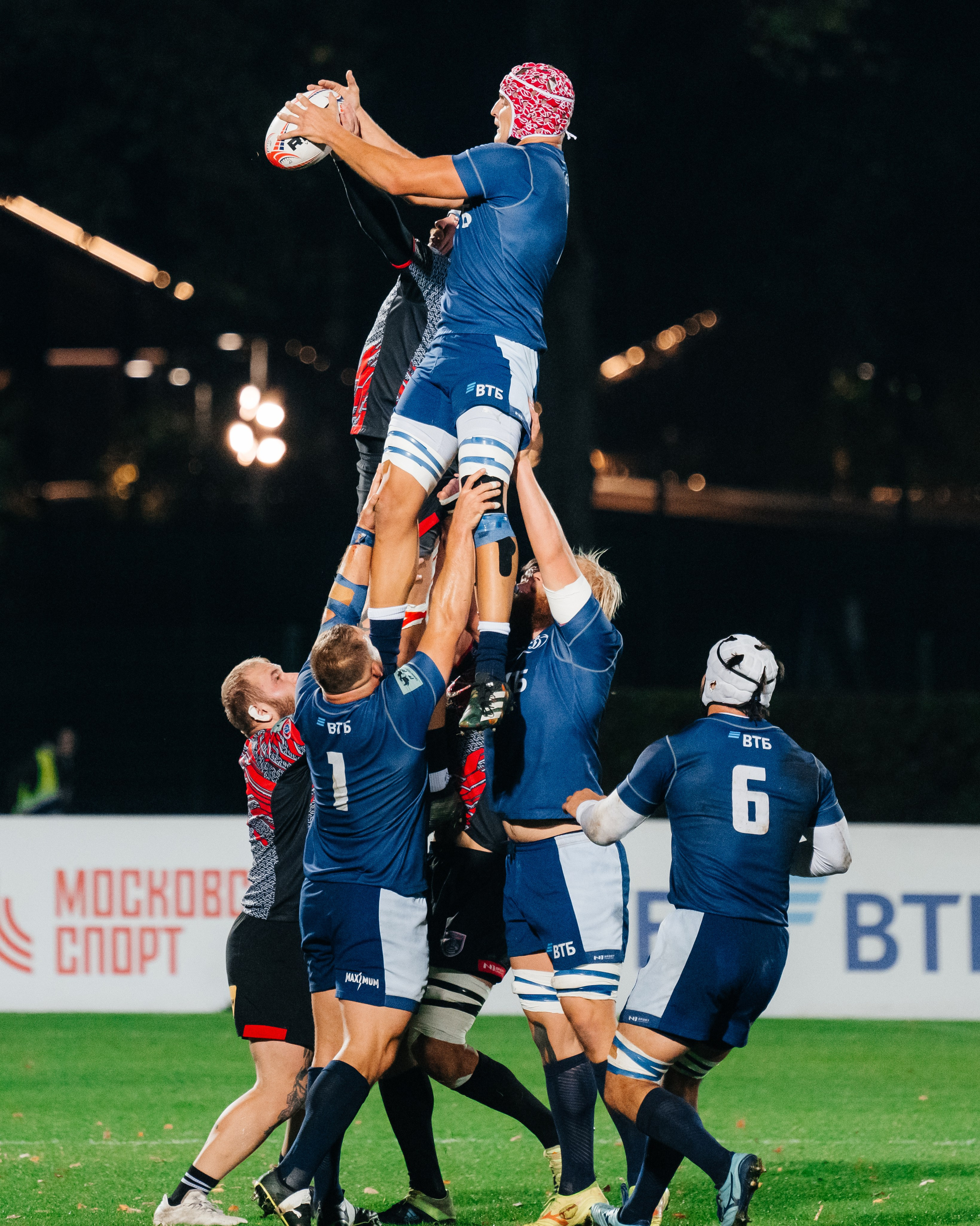 РЕГБИ Динамо — Металлург. ДИНА МИХНЕВА спортивный фотограф Москва