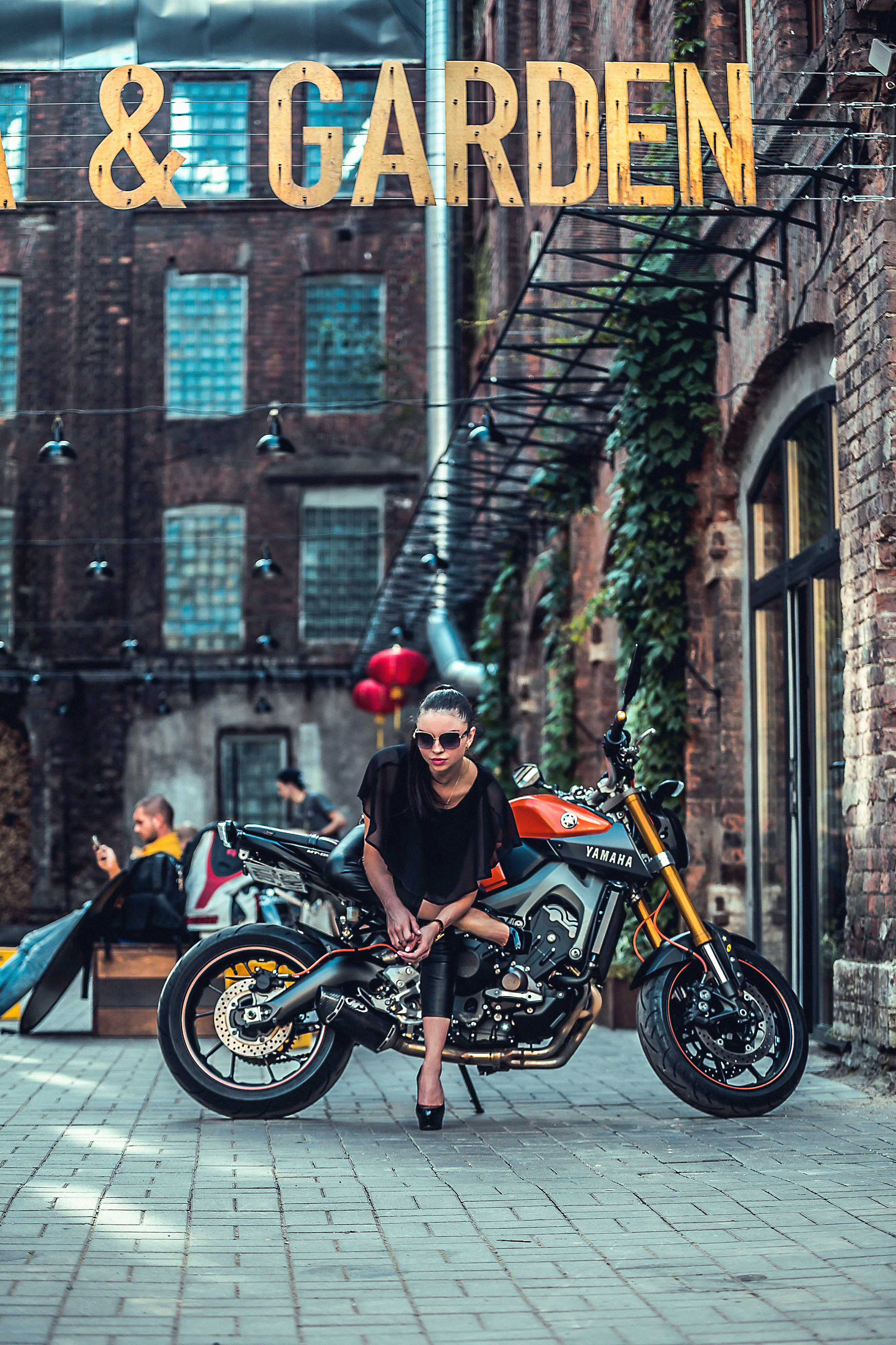 УЛИЦА. Главная