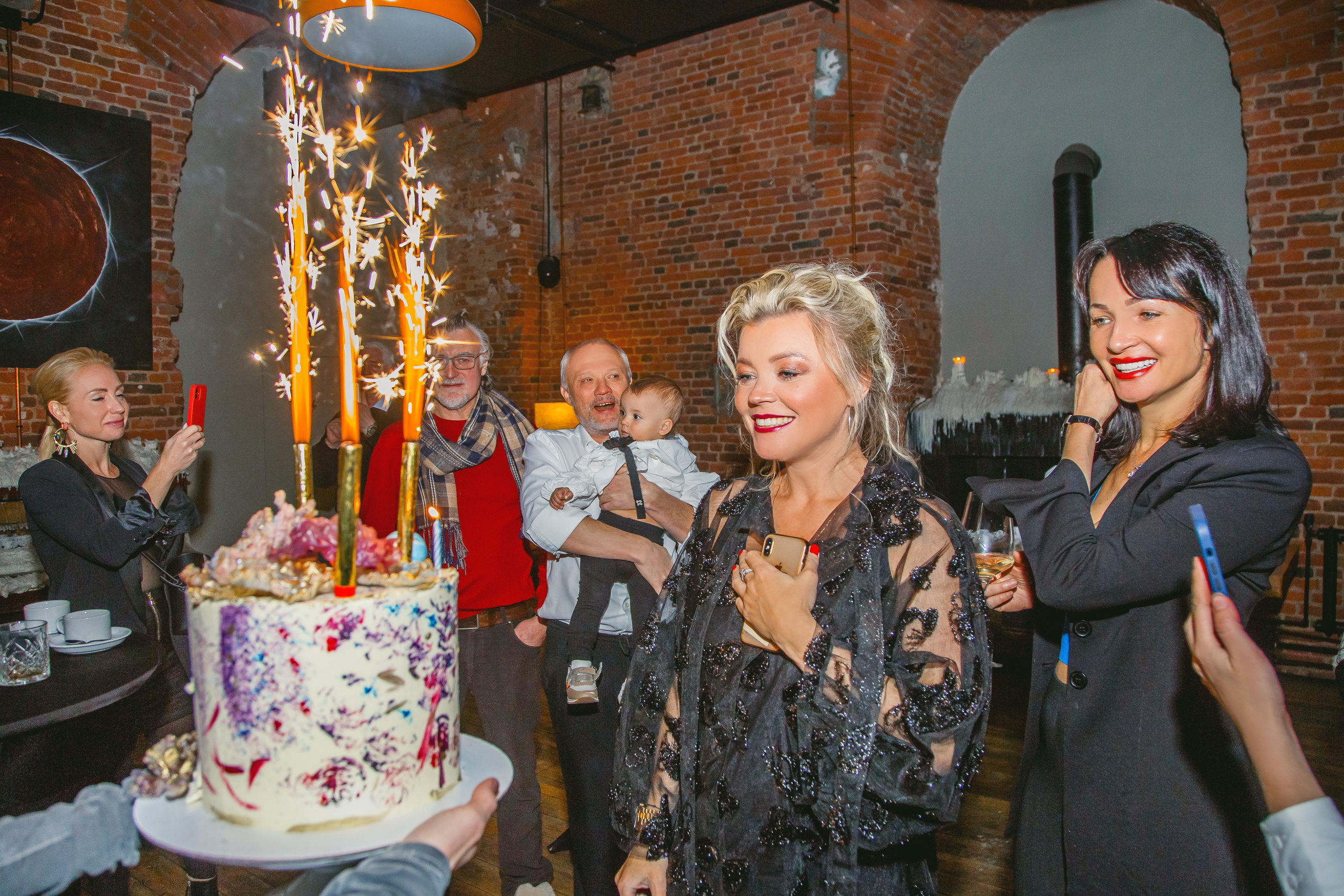 Александра День рождения ресторан. Главная