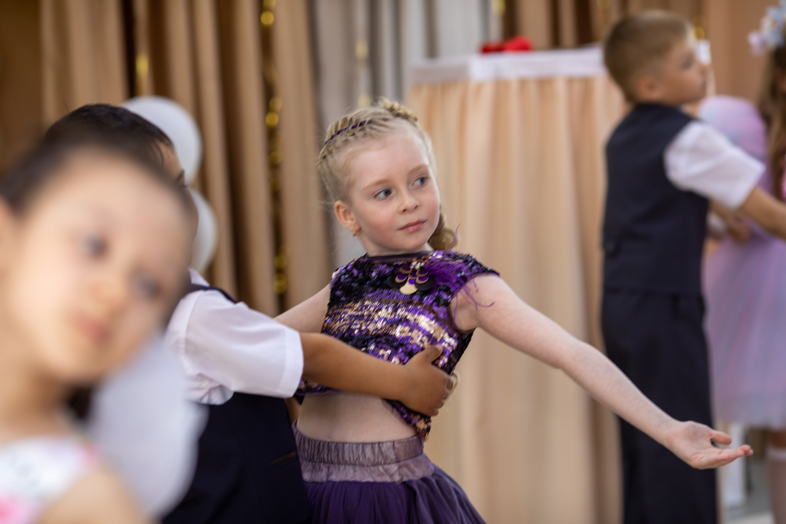 Выпускной 2023 «Огонек». Школьный и детский фотограф в Южно-Сахалинске Анастасия Лескова