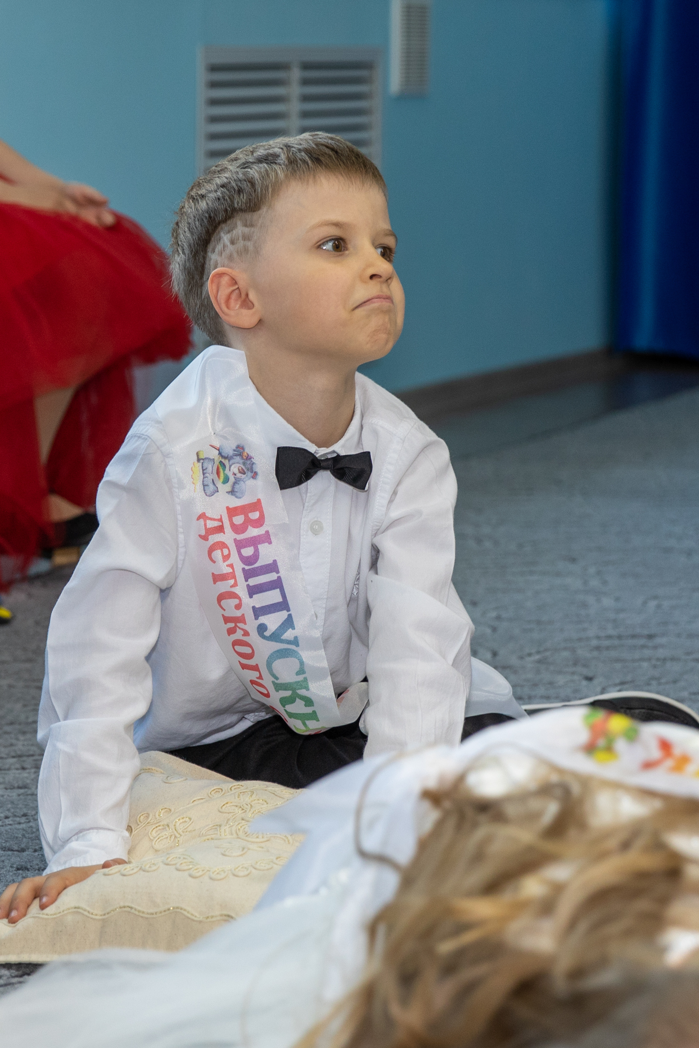 Выпускной 2023 «Красная шапочка». Школьный и детский фотограф в Южно-Сахалинске Анастасия Лескова