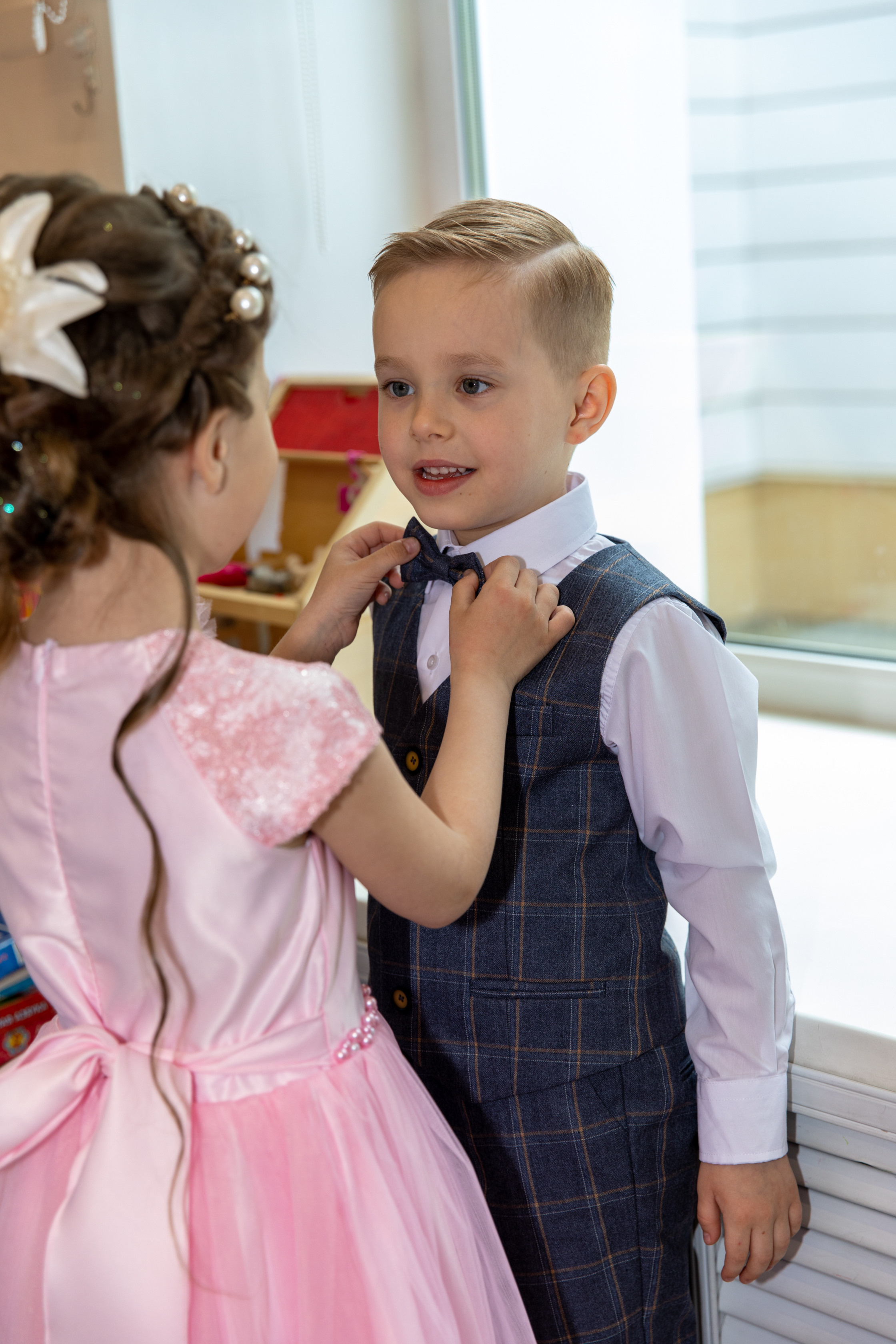 Выпускной 2023 «Красная шапочка». Школьный и детский фотограф в Южно-Сахалинске Анастасия Лескова