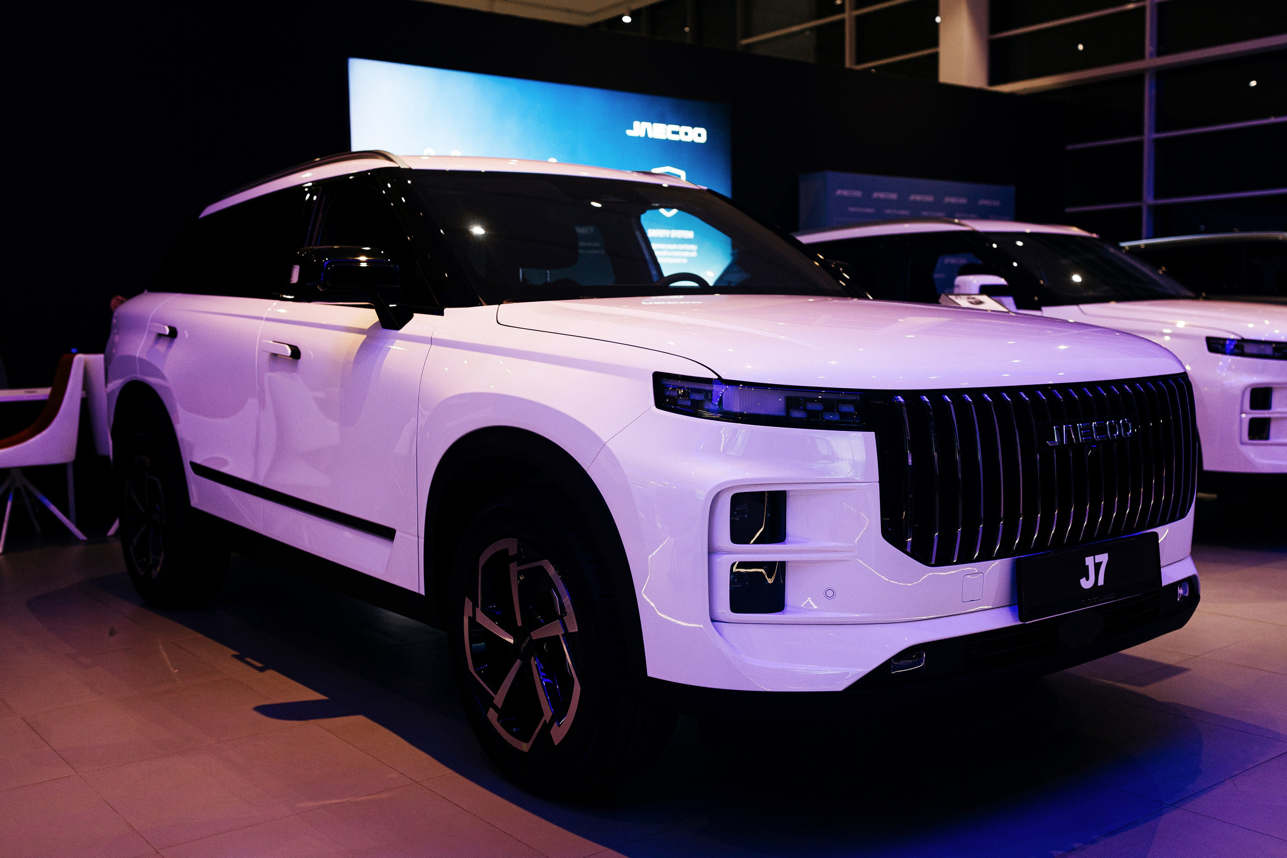 Автосалон OMODA \ Jaecoo \ Changan. Фотограф в Краснодаре Лагунов Владимир