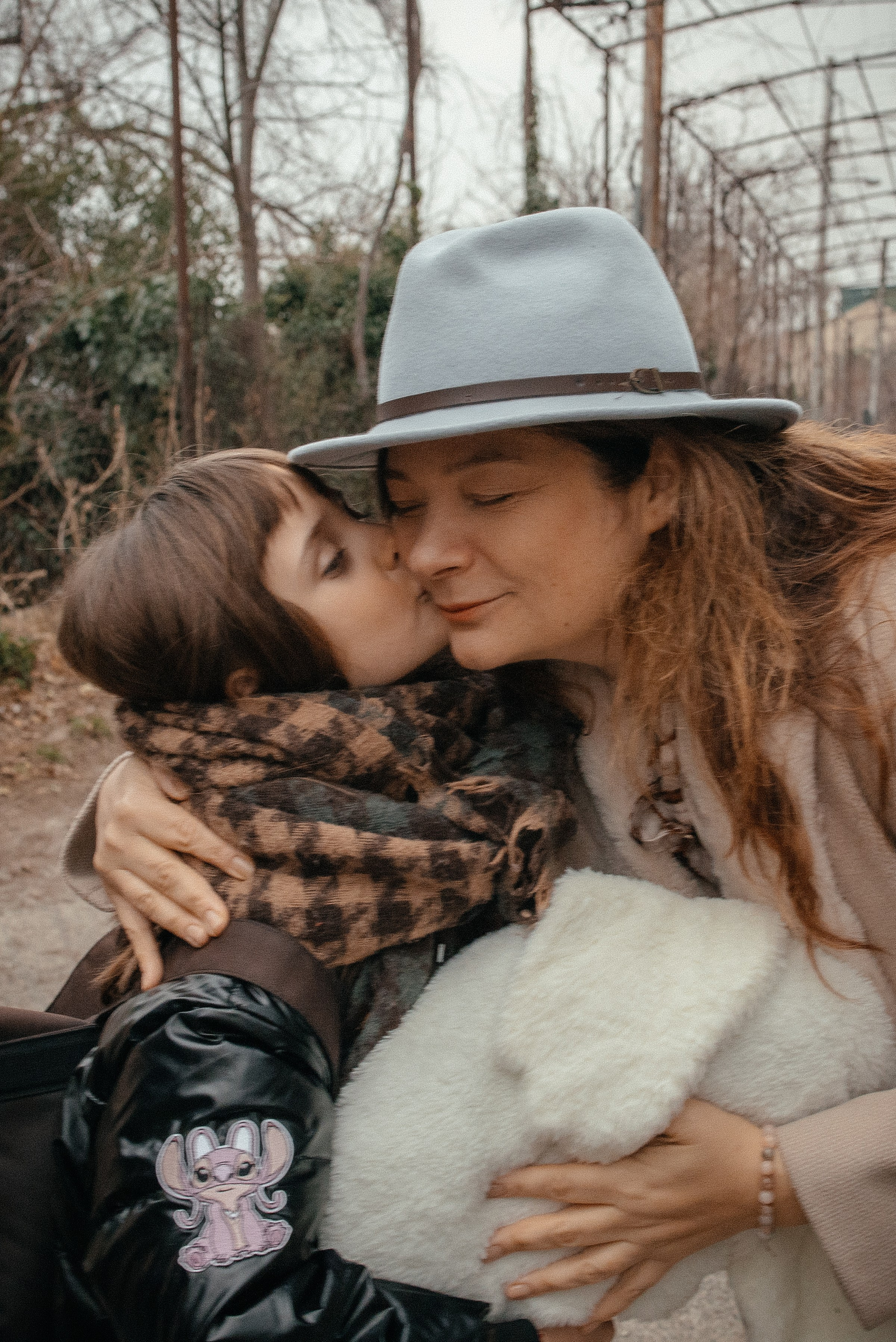 Весенняя прогулка в Тбилиси. Фотограф Наталья Гончарова. Снимаю живые портреты в Алматы