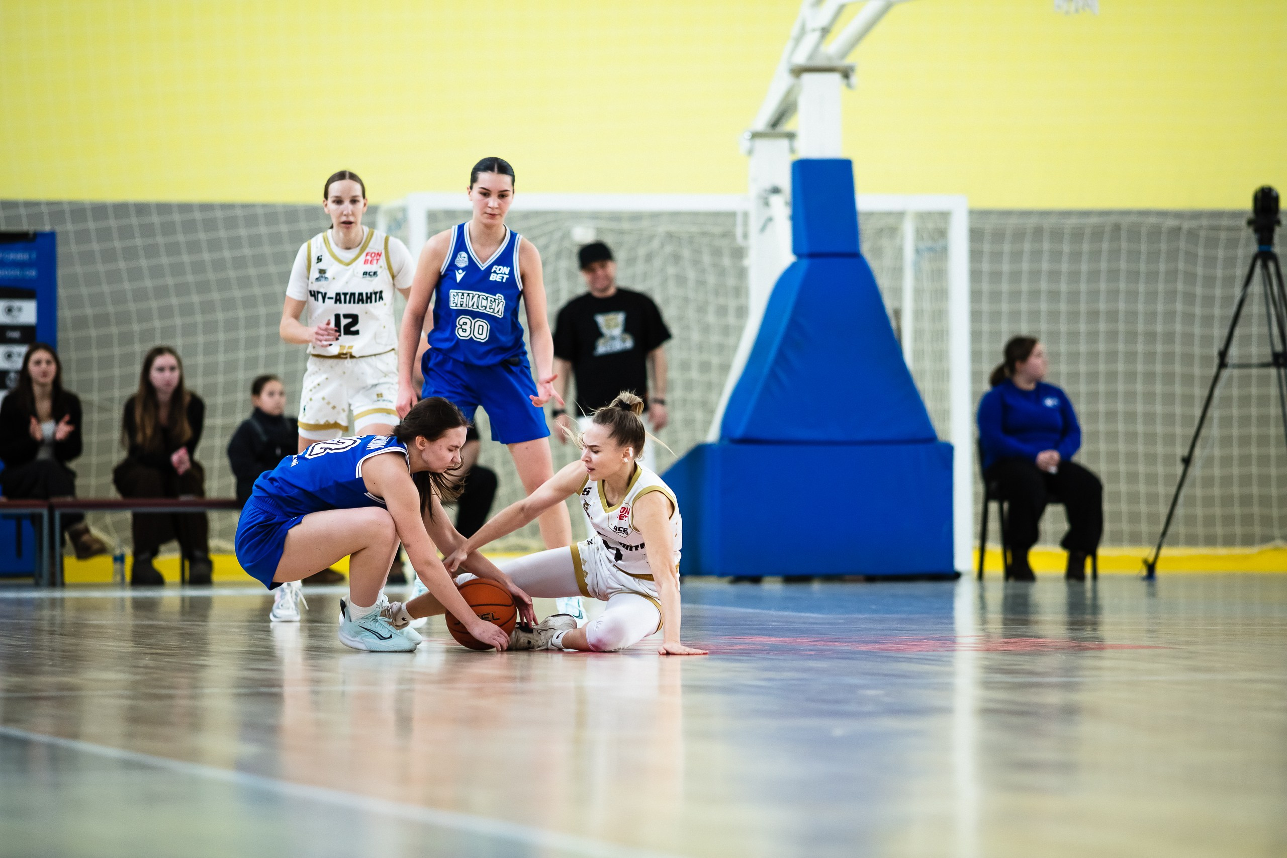 ЧГУ-Атланта — Енисей. Фотография