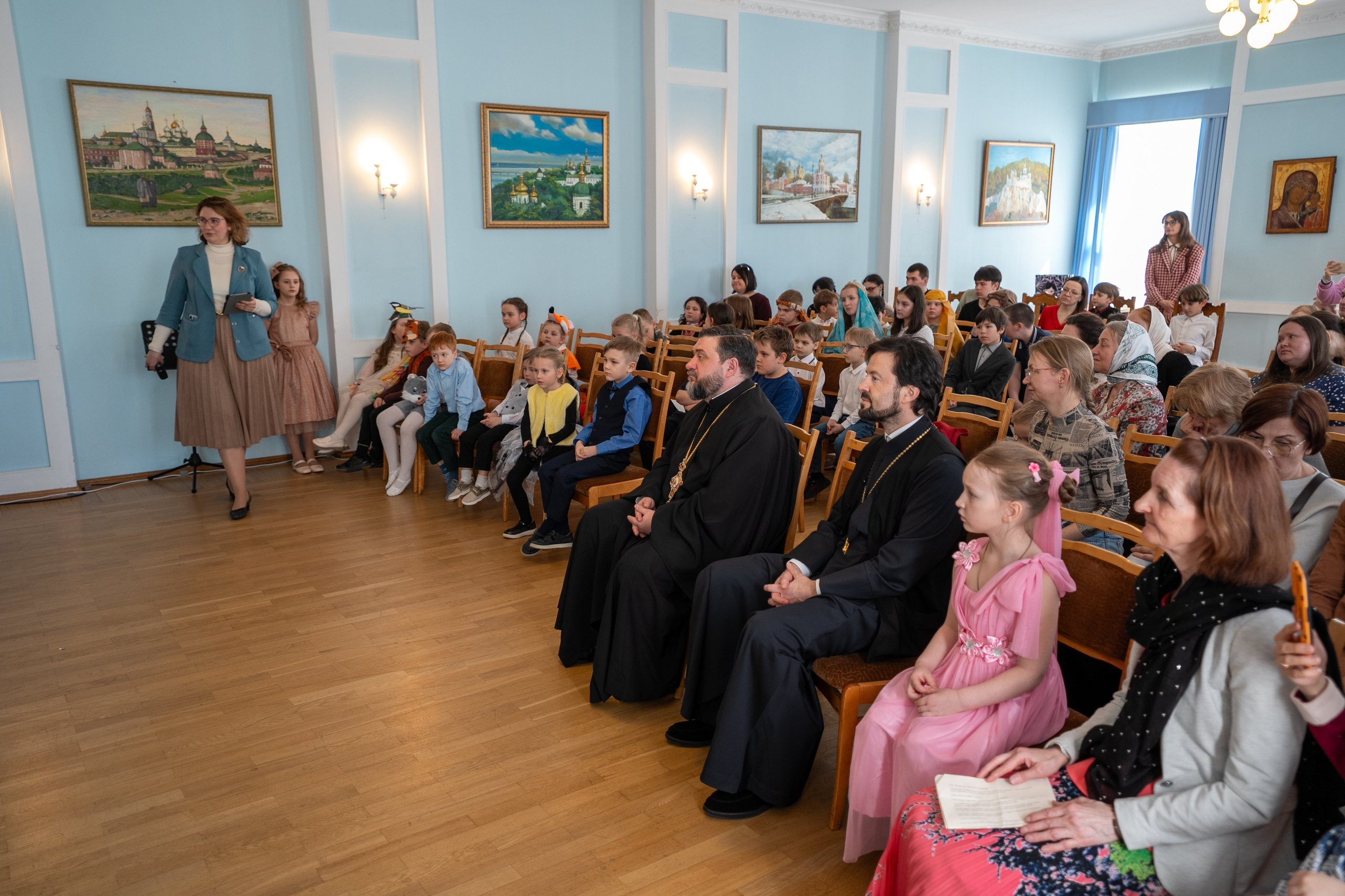 СВЕТЛАЯ ПАСХА В ВОСКРЕСНОЙ ШКОЛЕ. НИКОЛО-БОГОЯВЛЕНСКИЙ МОРСКОЙ СОБОР