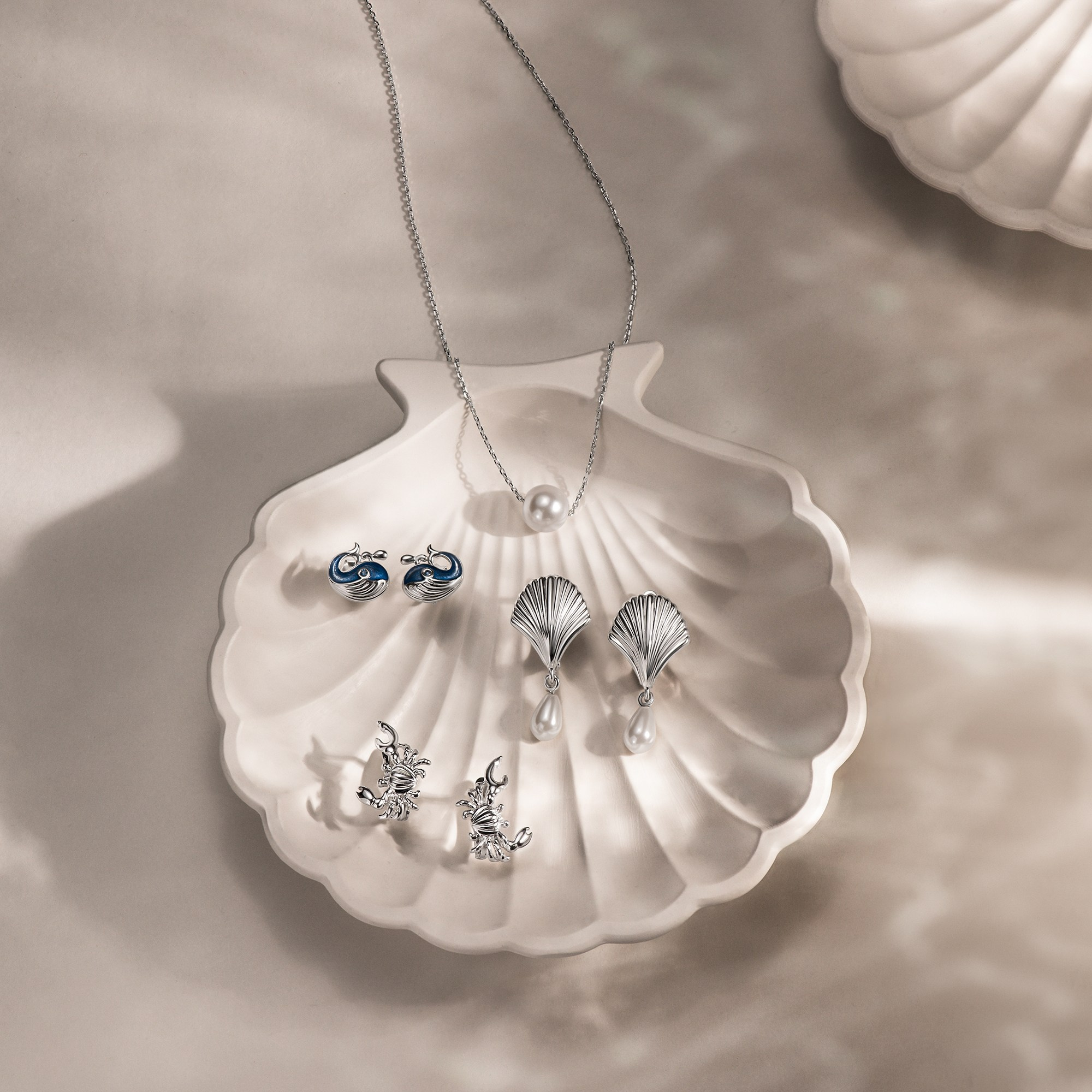 Съемка ювелирных украшений в Санкт-Петербурге. Фотосессия для маркетплейсов