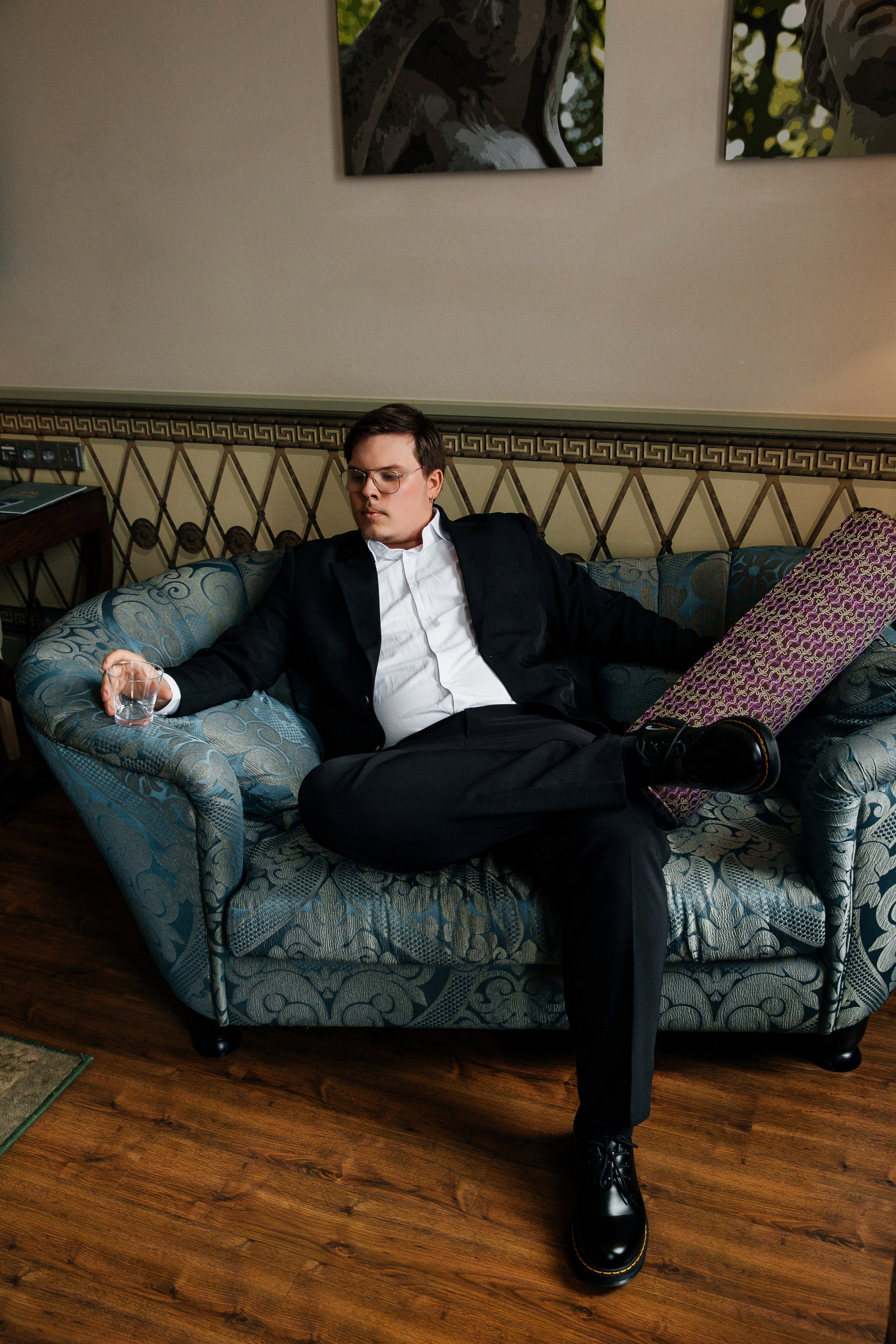 Съемка в отеле и регистрация прохладным майским днем. Свадебный фотограф в Санкт-Петербурге Вика Стукачева