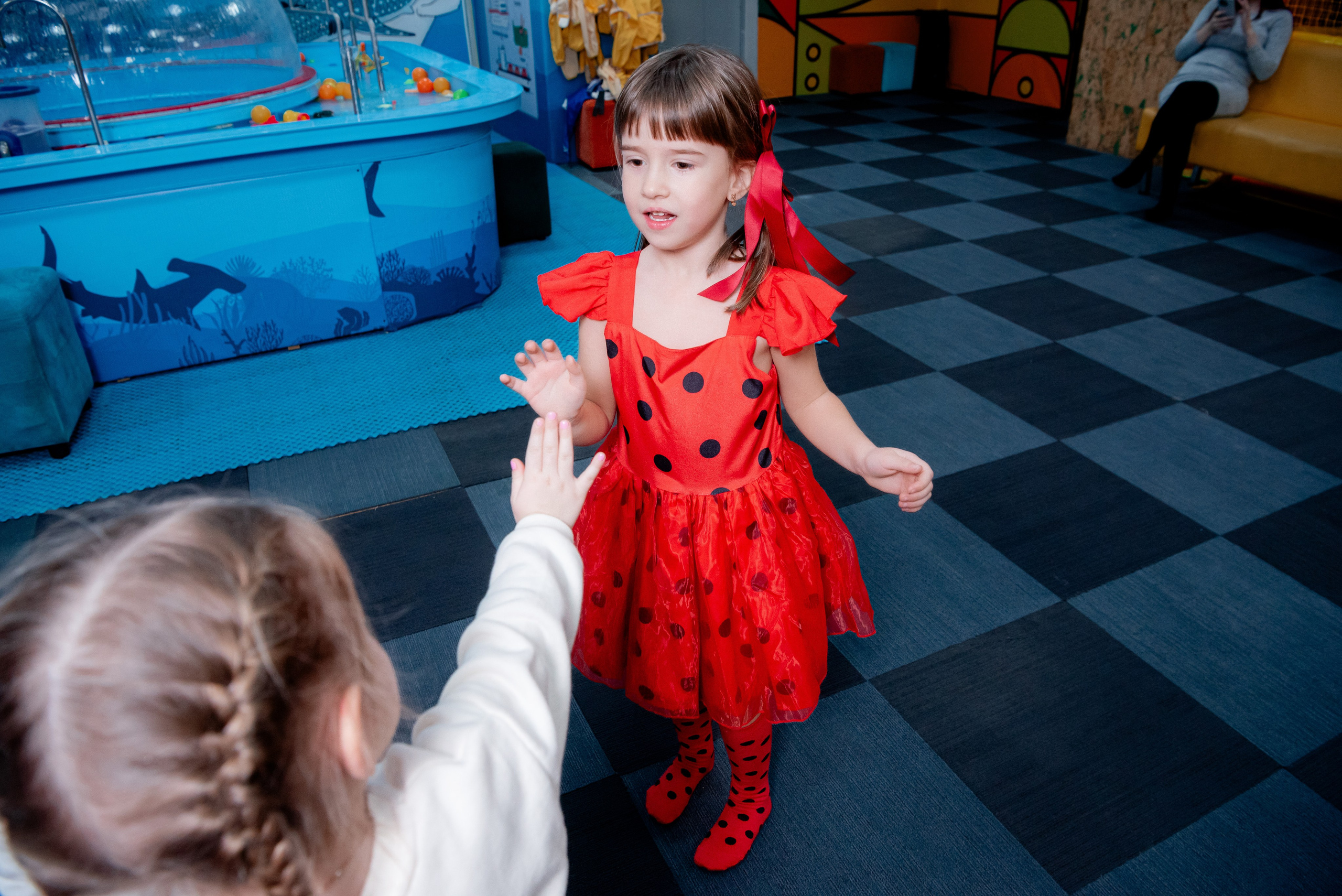 ДР в Локо Мотив Аниматоры Леди Баг. Фотограф в Волгограде и Волжском Александр Горбань