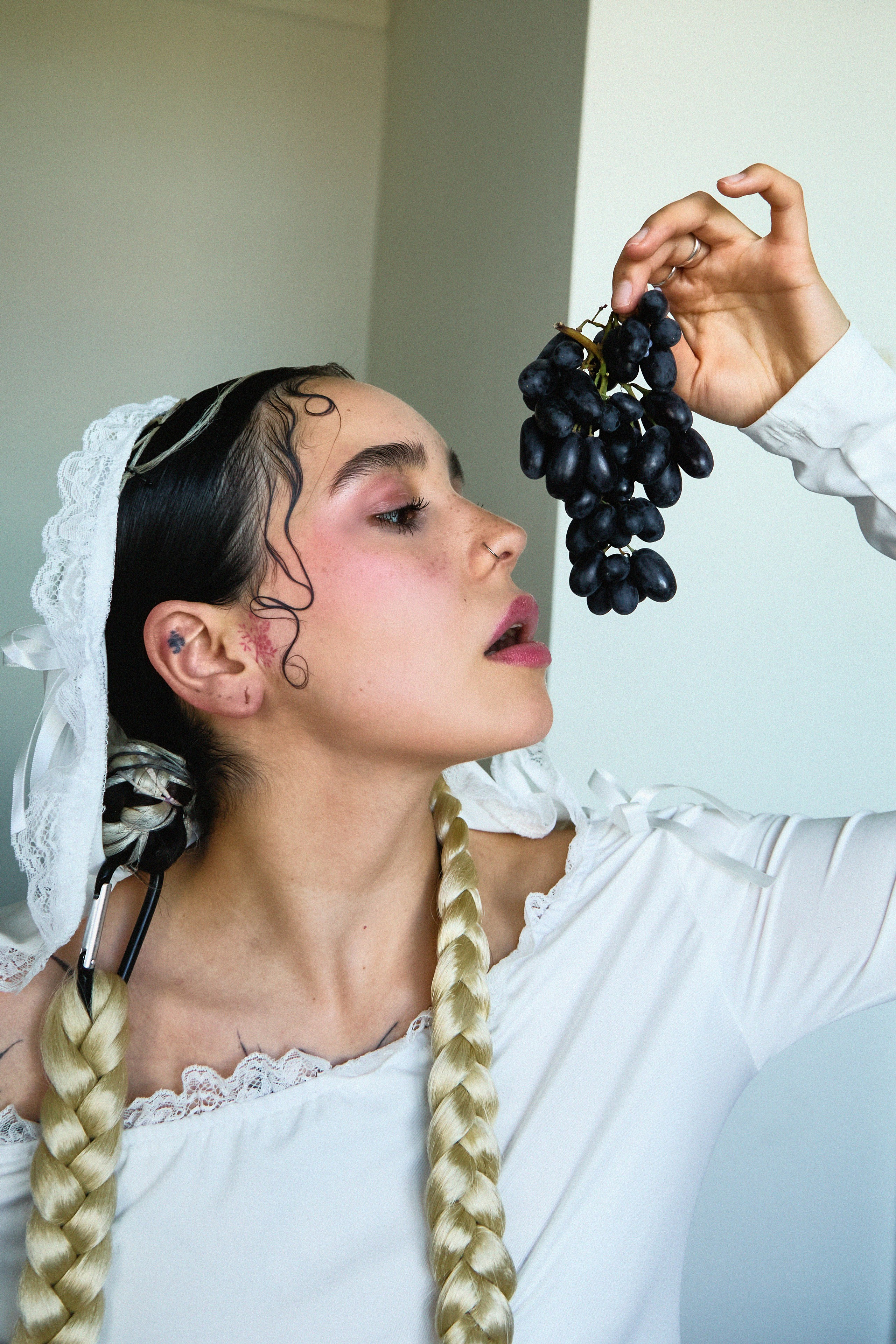 Mary. Arina Kharakhashian