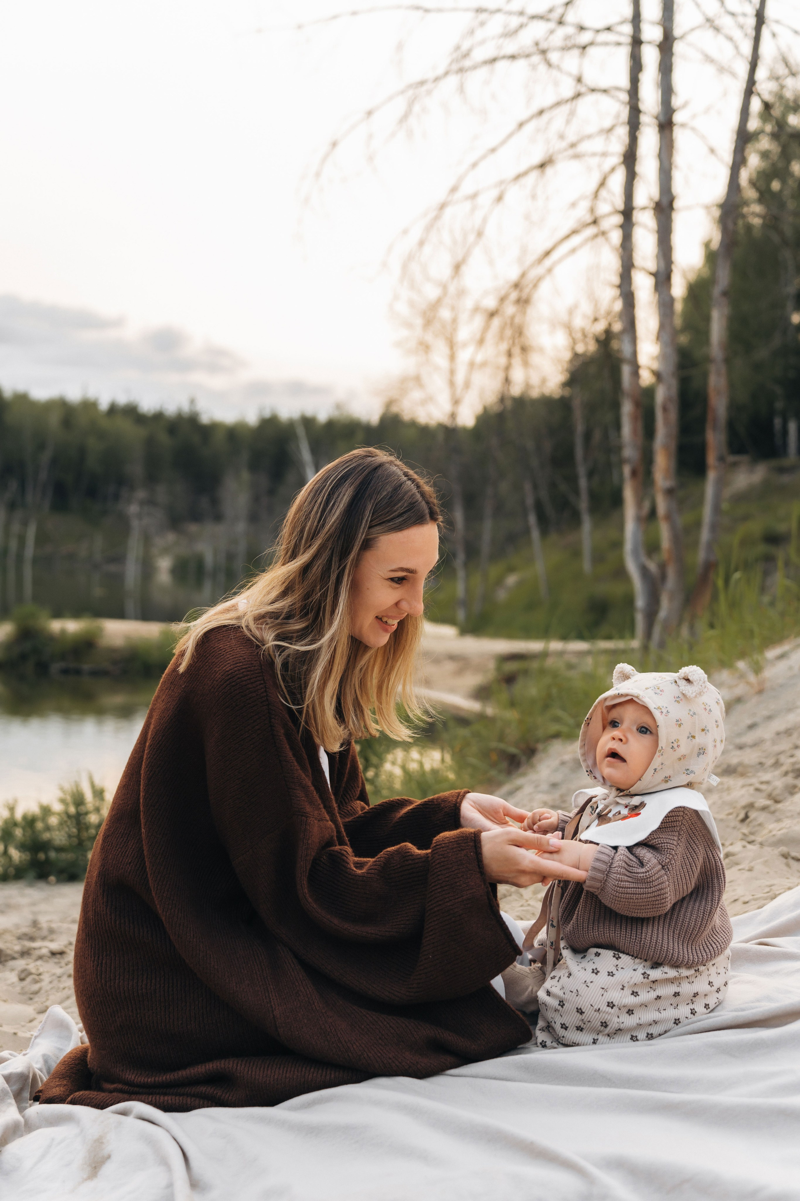 На озере. Ваш фотограф Вика Артемова