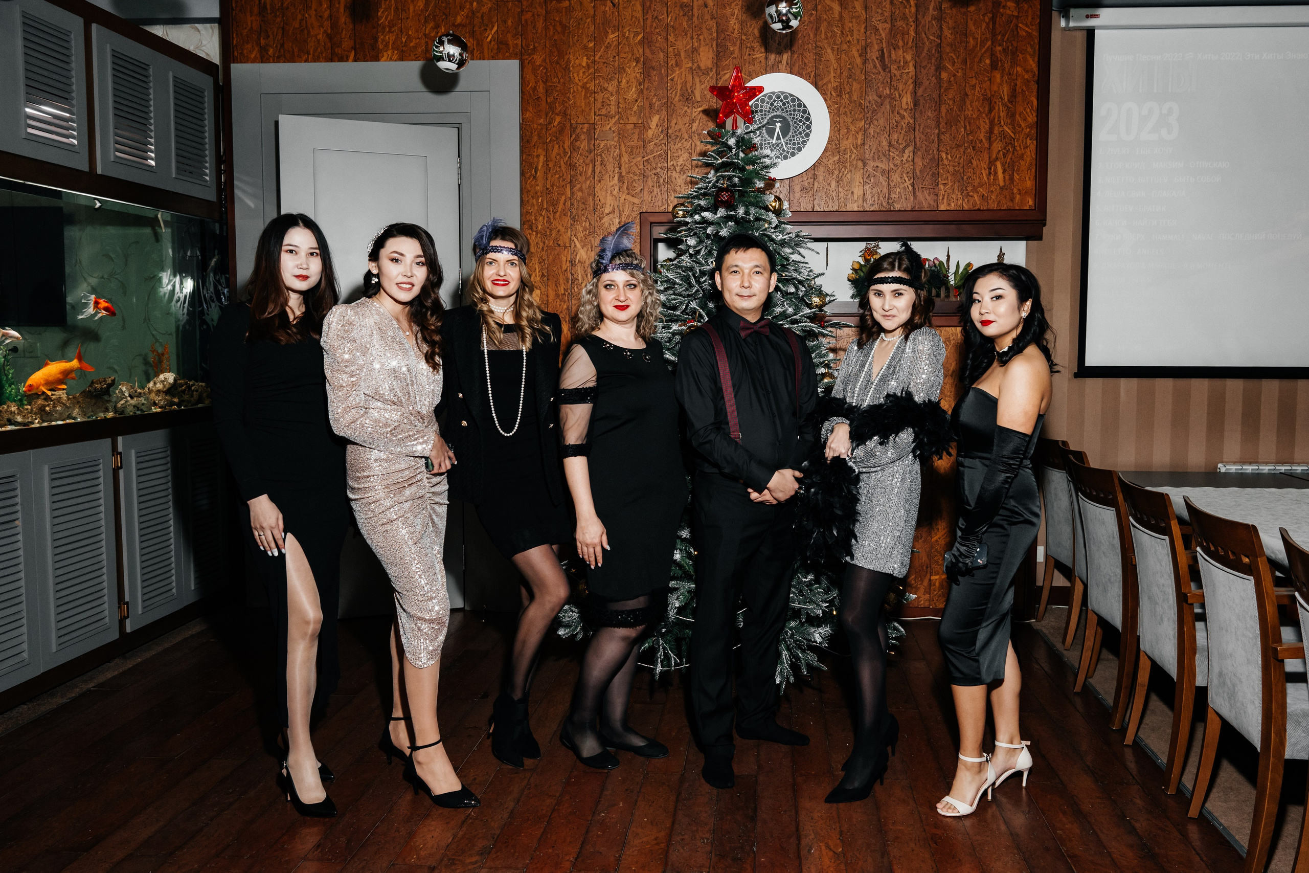 ARONAKS CORPARATE PARTY