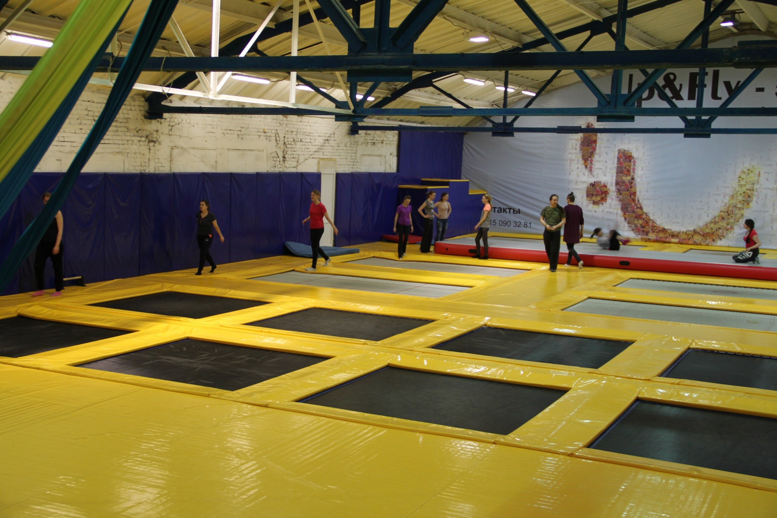 Батуты | 26.03.2017. Галерея Фантим