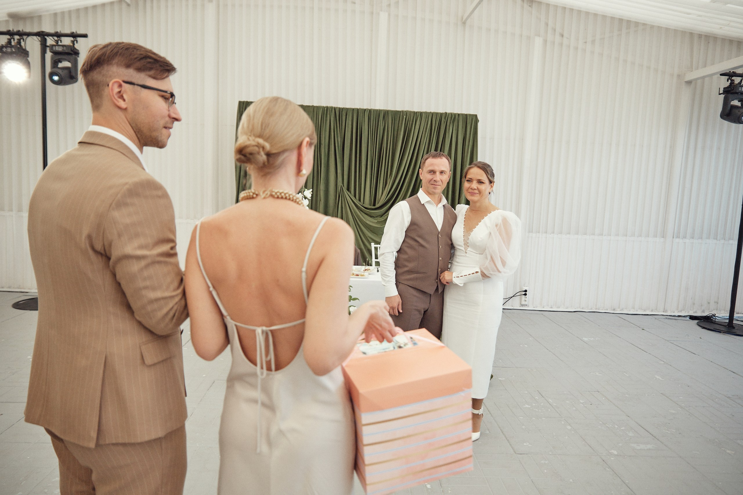 Счастье здесь. Свадебный фотограф Антон Артюшин. Работаю в Нижнем Новгороде и Москве