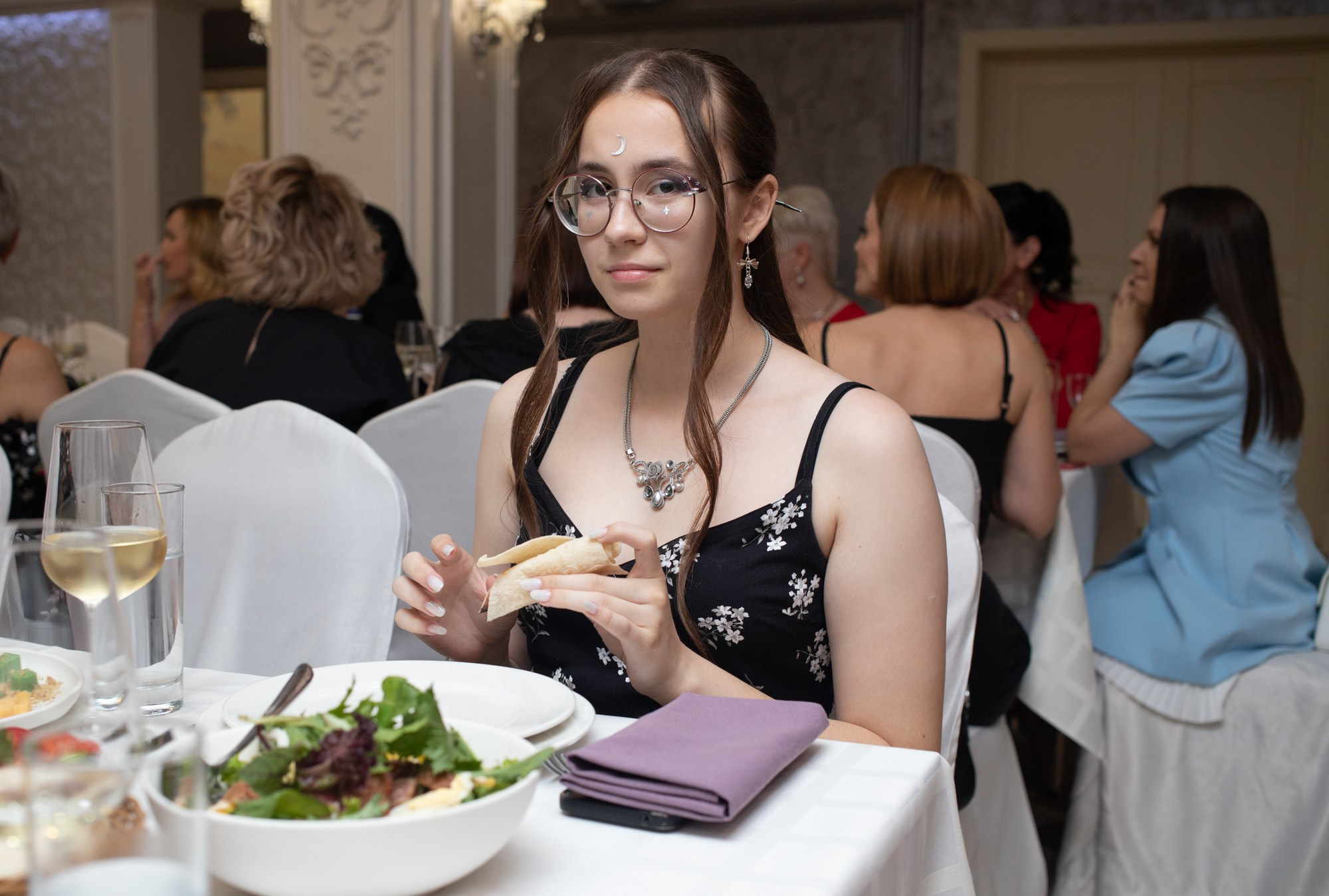 Выпускной 9-й класс. Репортажный, промышленный и маркетплейс-фотограф Дмитрий Чернат